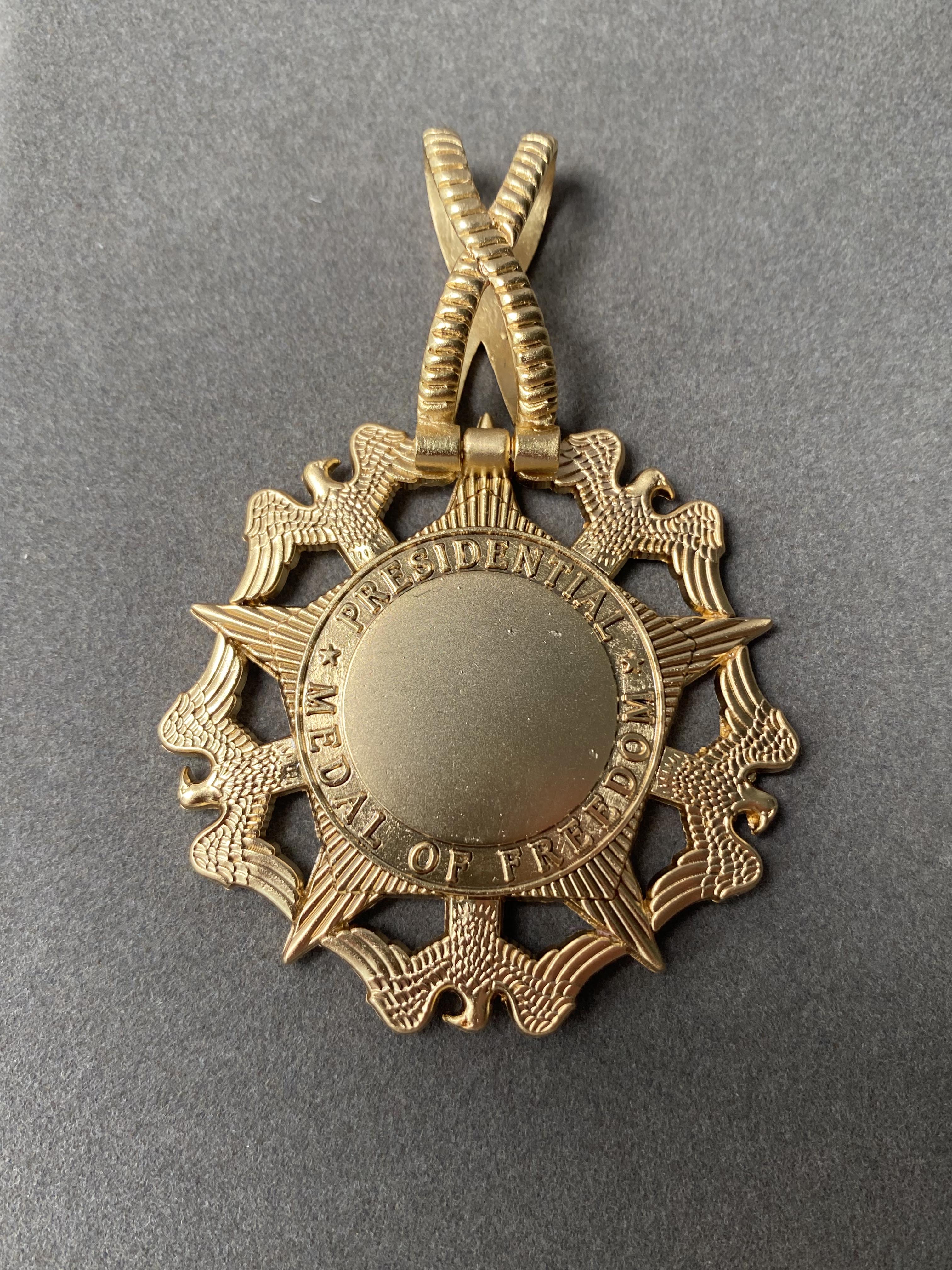 Cased U.S. Presidential Medal of Freedom 1963-Present U.S. Award detail view 9