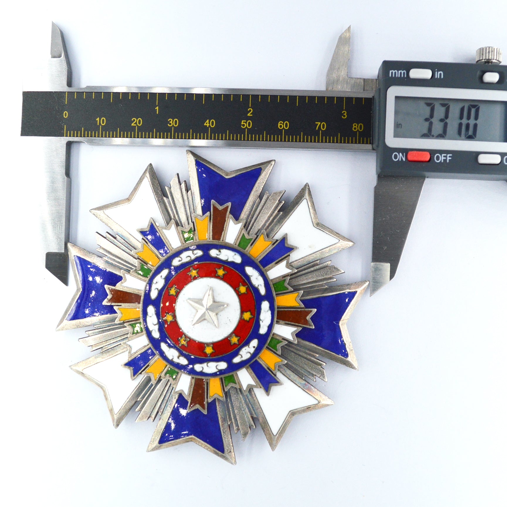 Chinese-REPUBLIC Order of United Glory Breast star First Class detail view 2