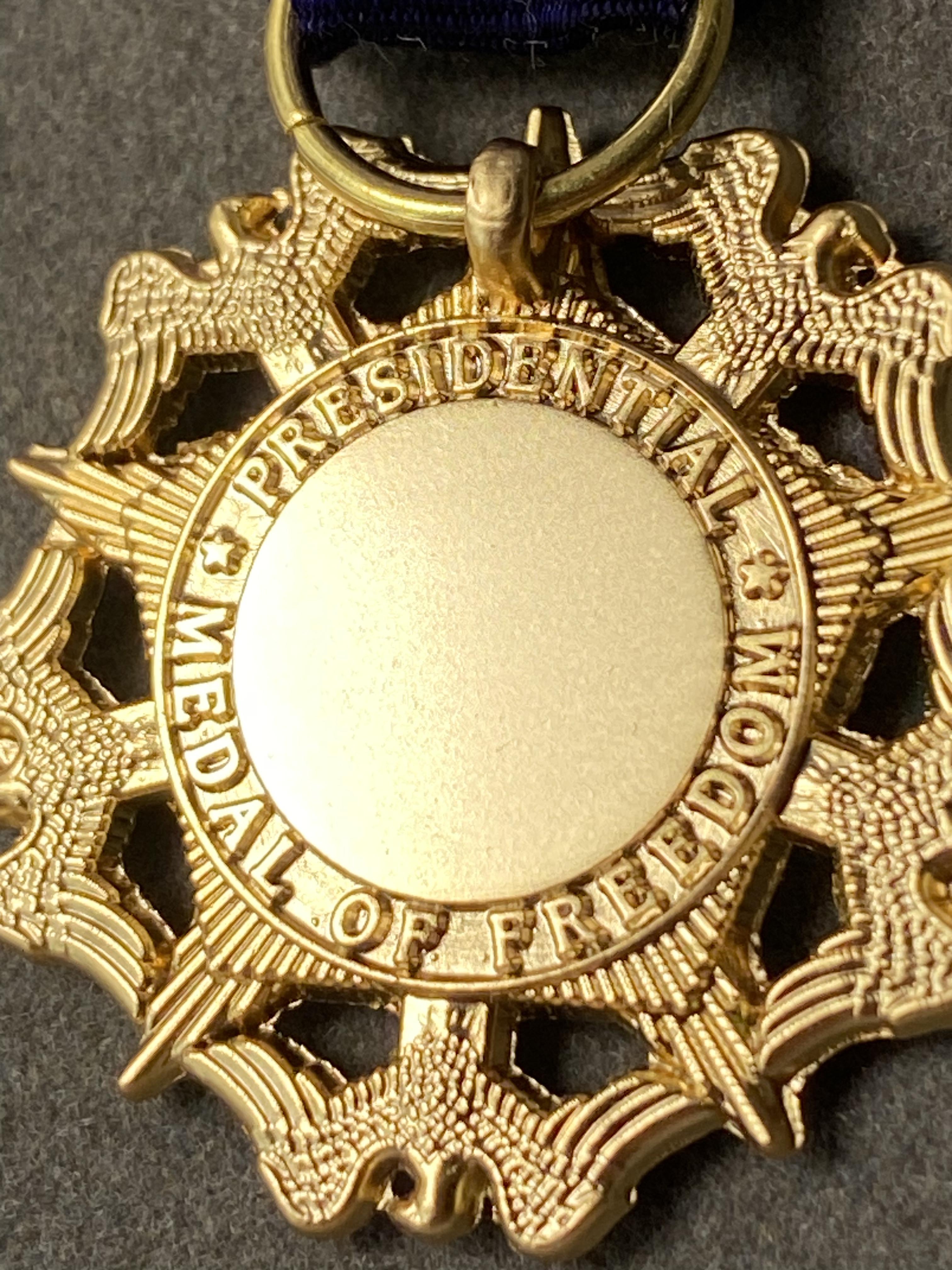 Cased U.S. Presidential Medal of Freedom 1963-Present U.S. Award detail view 7