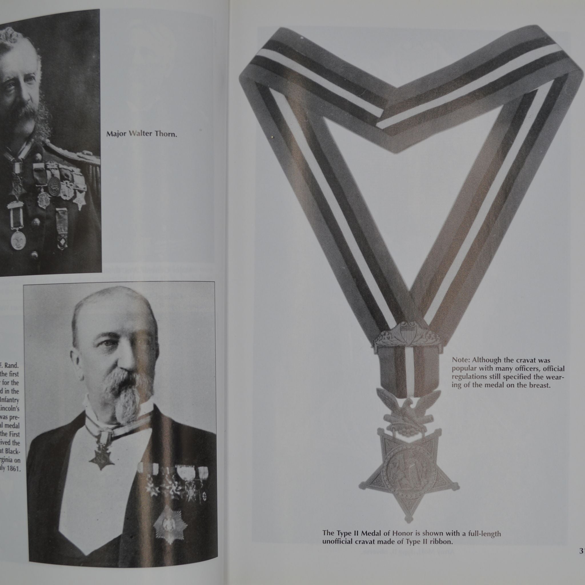 U.S. Medal of Honor Army 1896 – 1904 Type II Neck Ribbon Cravat – Full-Size Brass detail view 3