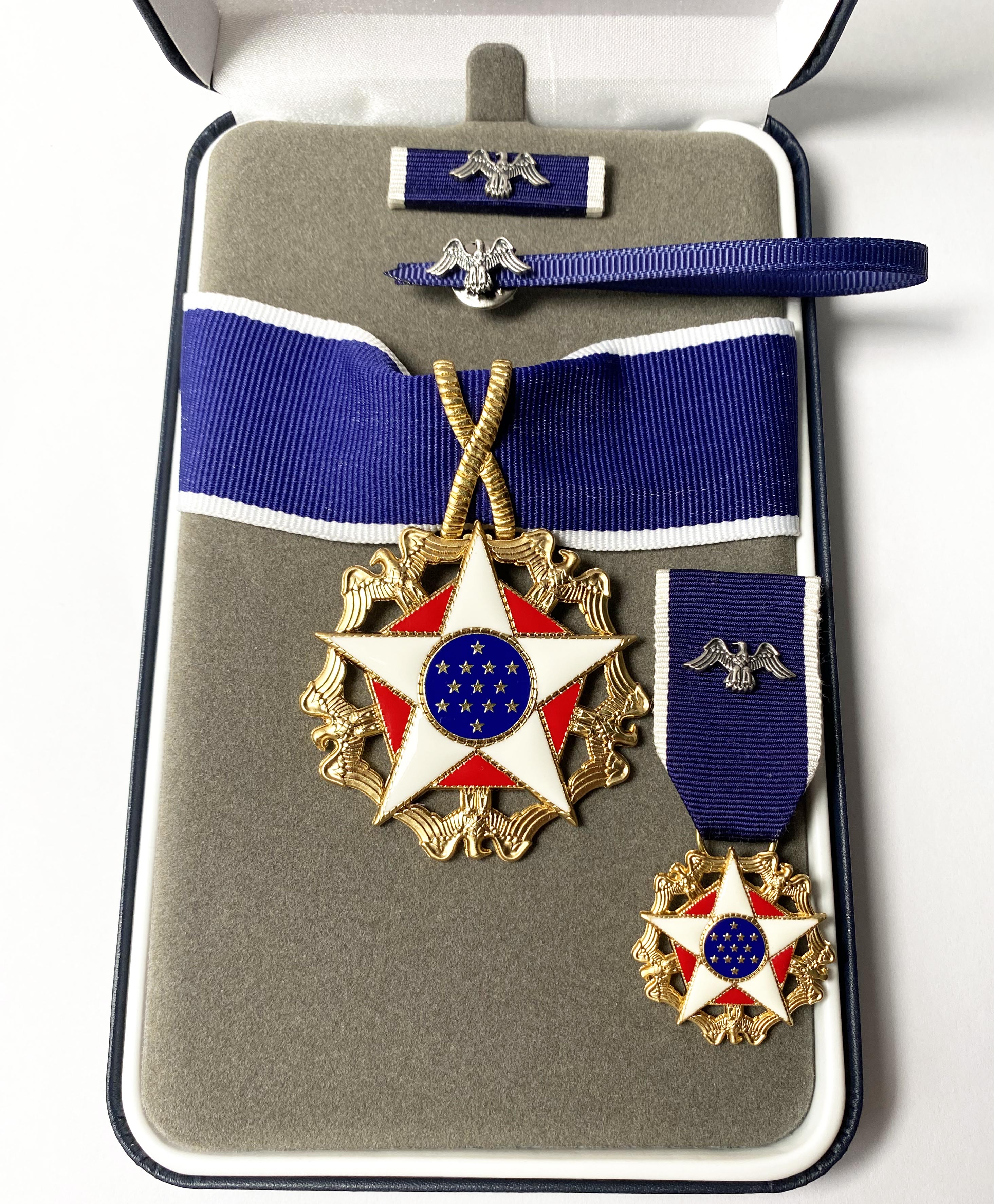 Cased U.S. Presidential Medal of Freedom 1963-Present U.S. Award reproduction