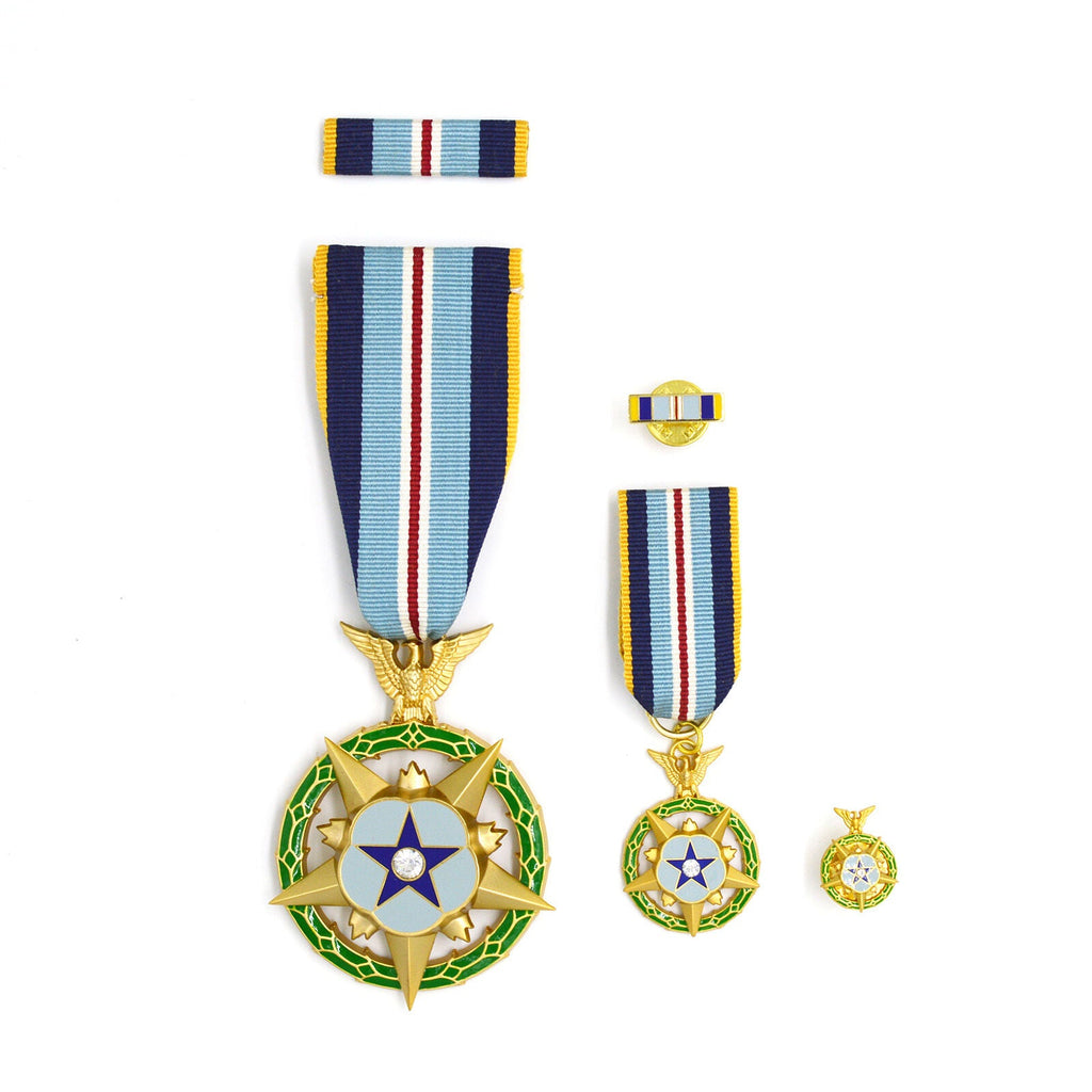 Cased U.S. Space MOH Space Medal of Honor Short Ribbon Version WWII Badge Order reproduction