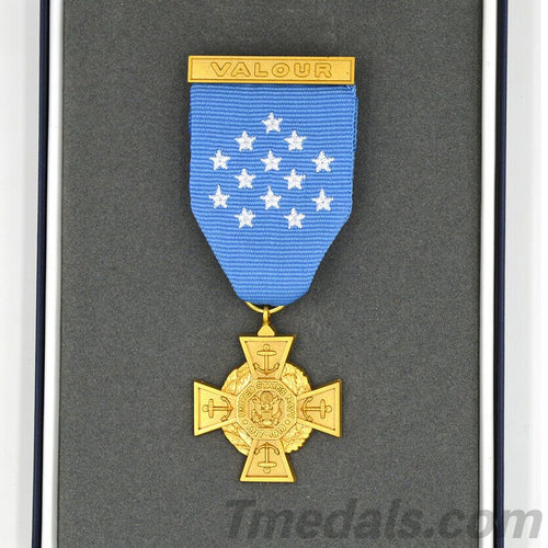 Cased U.S. Medal of Honor – Tiffany Cross 1919 – 1942 Navy reproduction