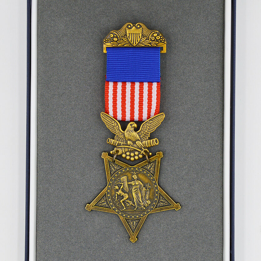 Complete U.S. Medal of Honor Historical Collection – 10 Full-Size Medals detail view 10