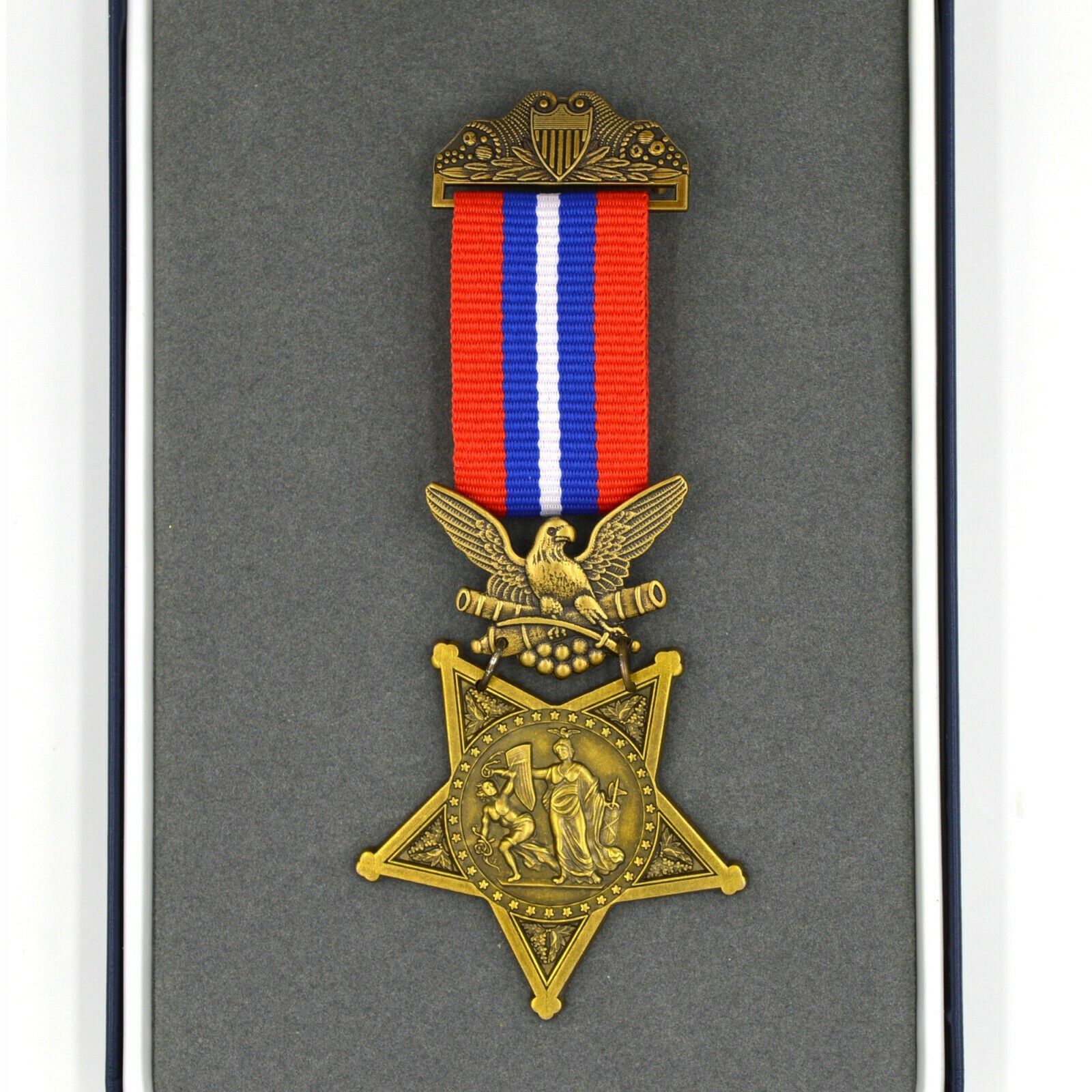 Complete U.S. Medal of Honor Historical Collection – 10 Full-Size Medals detail view 11