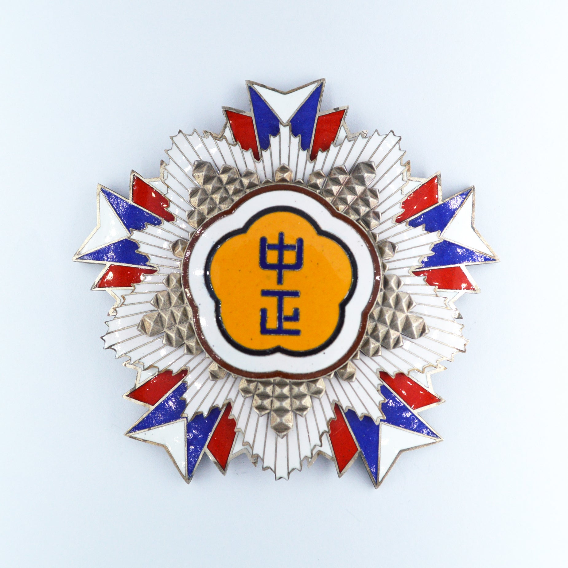 Chinese-REPUBLIC Order of Chiang Chung-Cheng Breast star reproduction