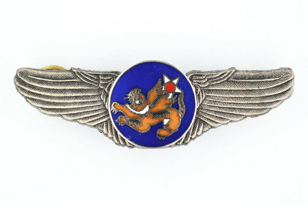 U.S. WWII 14TH Air Force Wings Badge Pin Flying Tigers Enamel Badge replica
