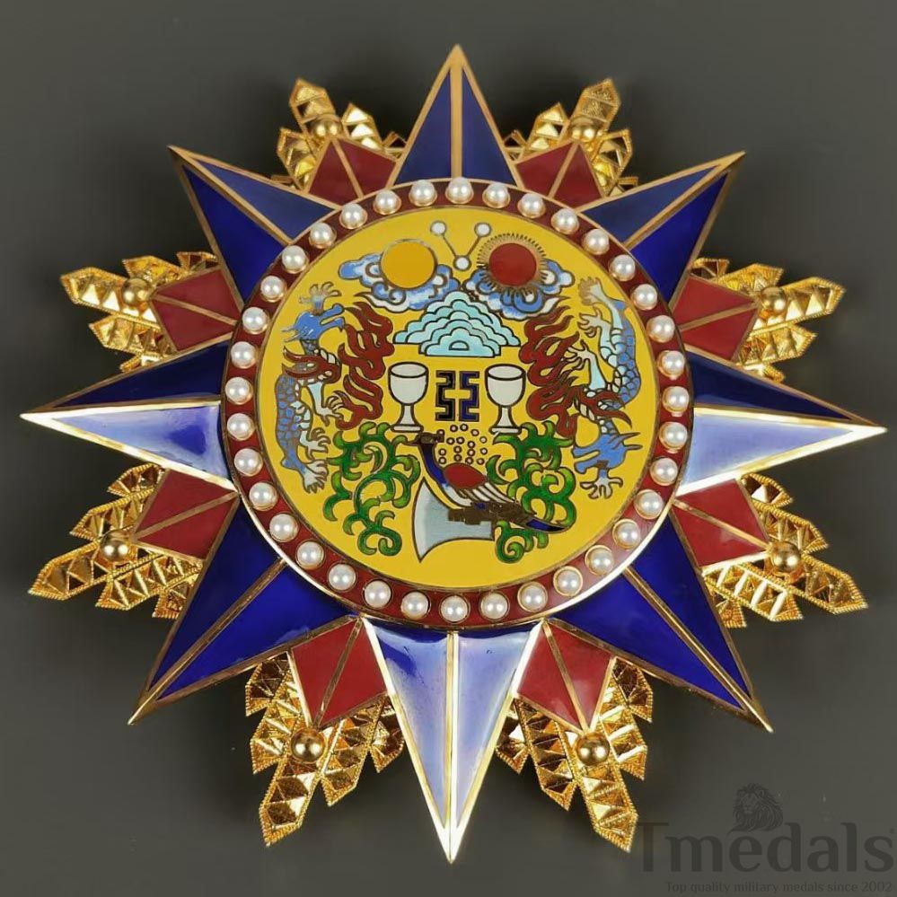 Grand Order of the Republic of China 1912 Medal Pure Silver detail view 11