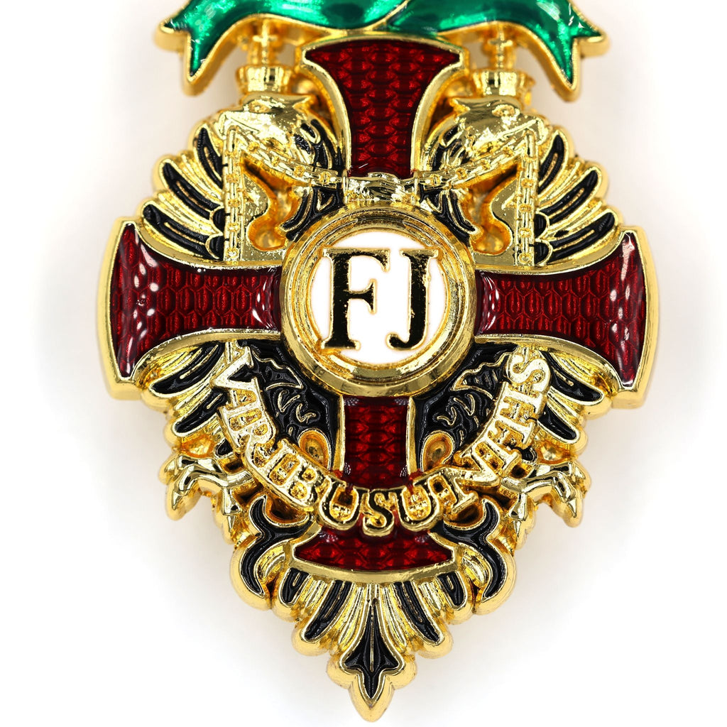 Austro Hungarian Franz Joseph Order Style Badge Pin FJ Medal detail view 5