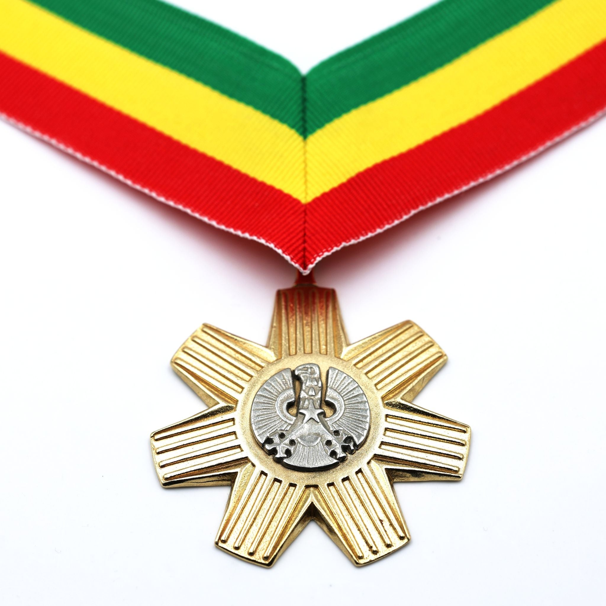 Order of the Star of Ghana Companion Neck Badge Medal detail view 9