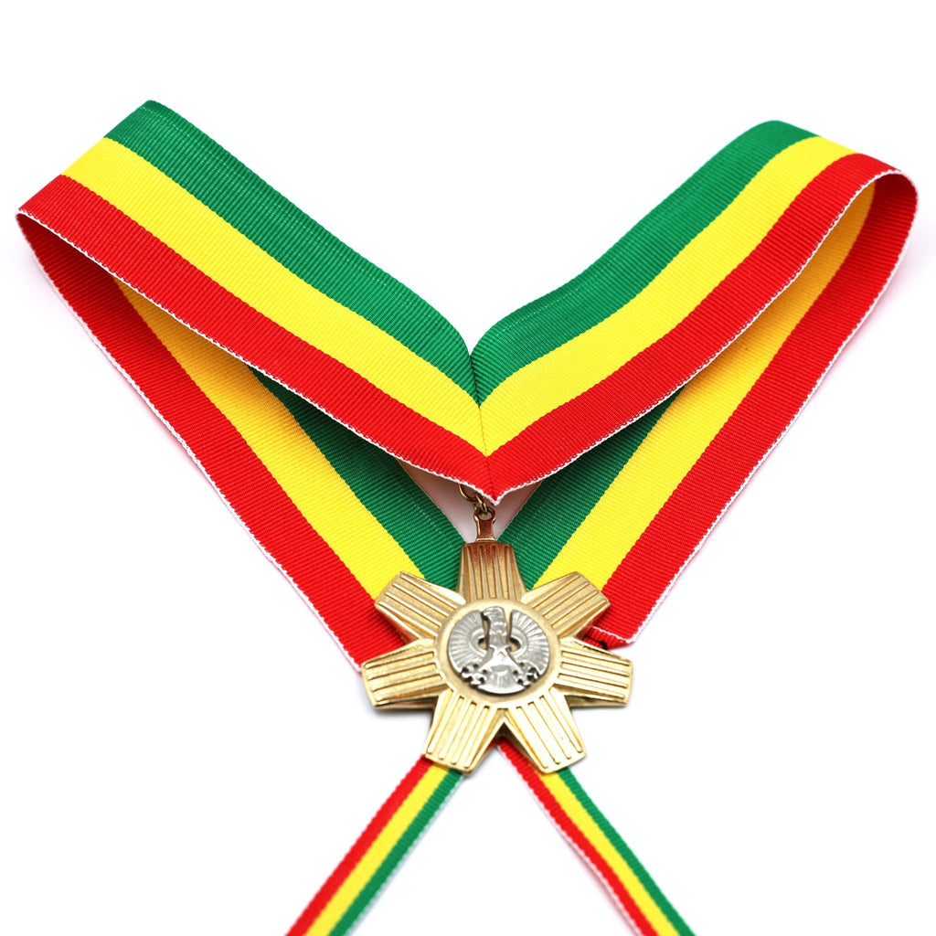Order of the Star of Ghana Companion Neck Badge Medal detail view 15
