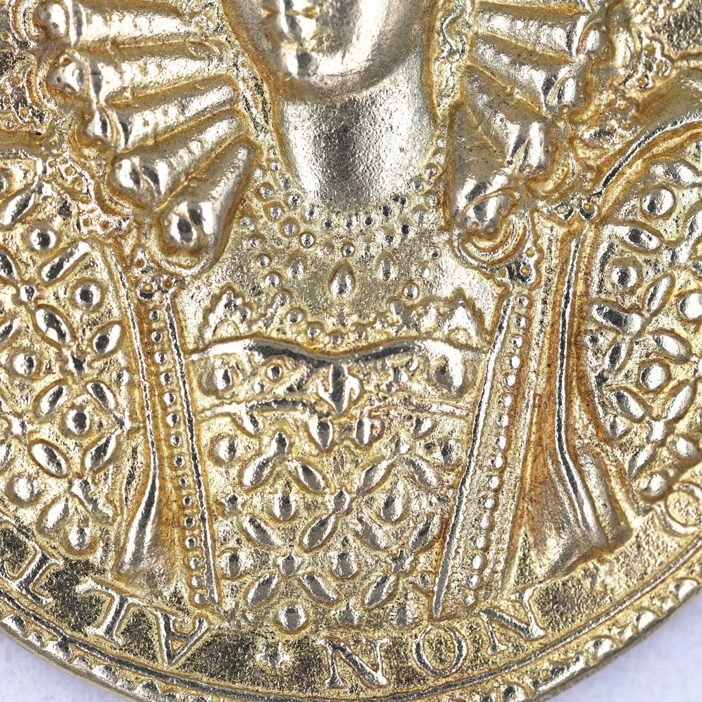 Queen Elizabeth I Armada Medal – Solid Copper with Chain detail view 5