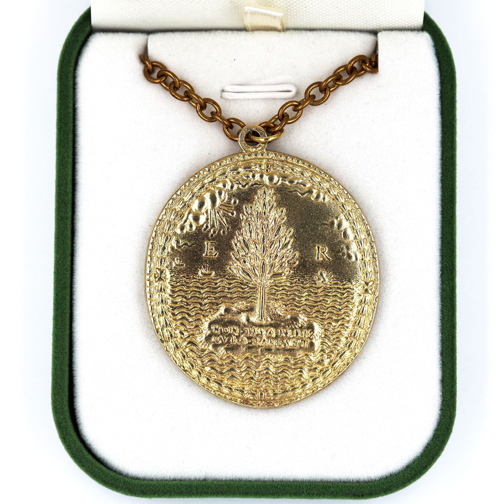 Queen Elizabeth I Armada Medal – Solid Copper with Chain detail view 2