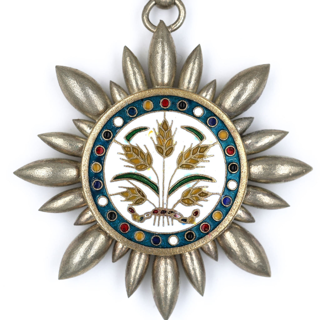 Republic of China 1912 Order of Golden Grain 9th Class Medal detail view 4