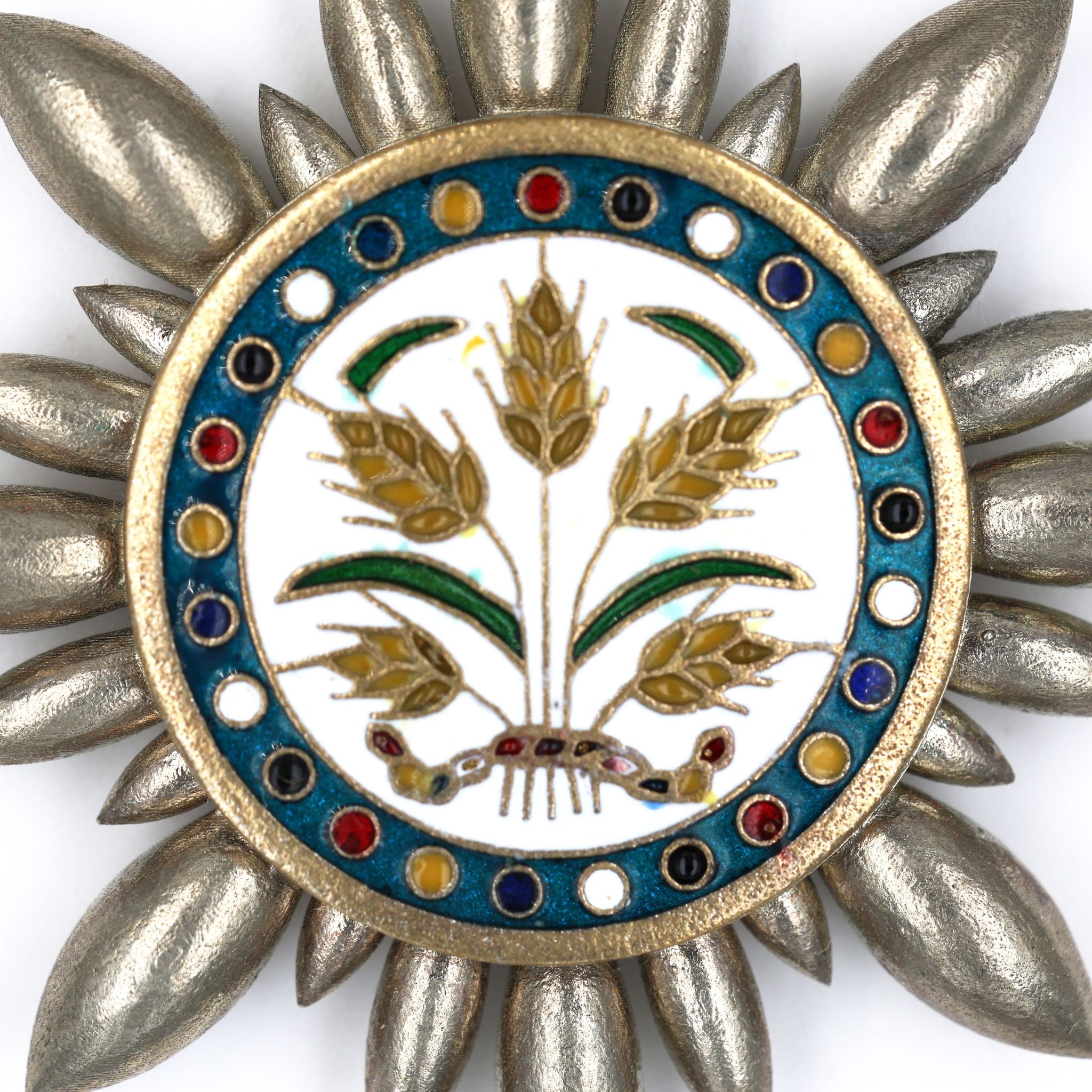 Republic of China 1912 Order of Golden Grain 9th Class Medal detail view 5