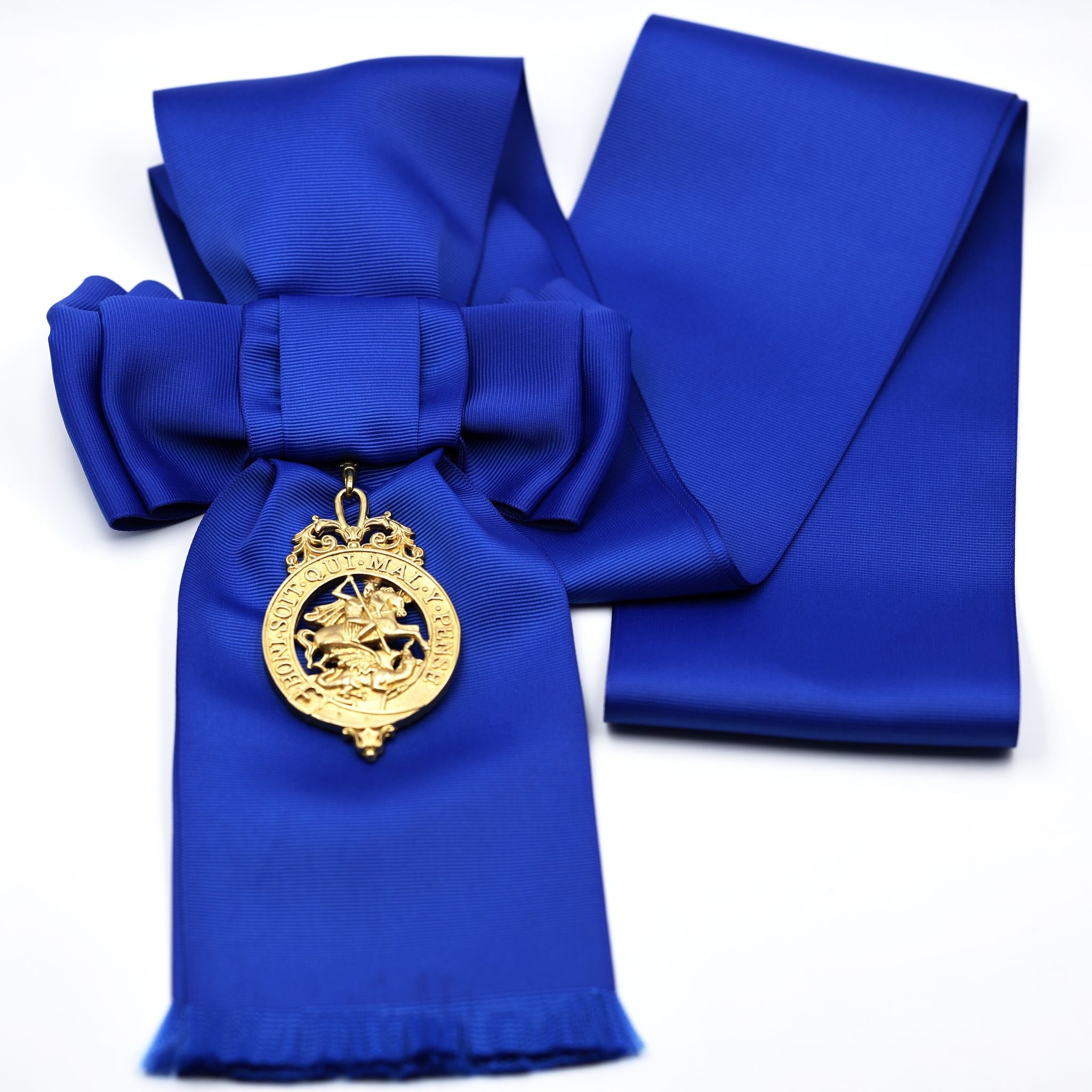 Order of the Garter Lesser George Badge & Ceremonial Sash – Museum Size 84.9 mm detail view 2