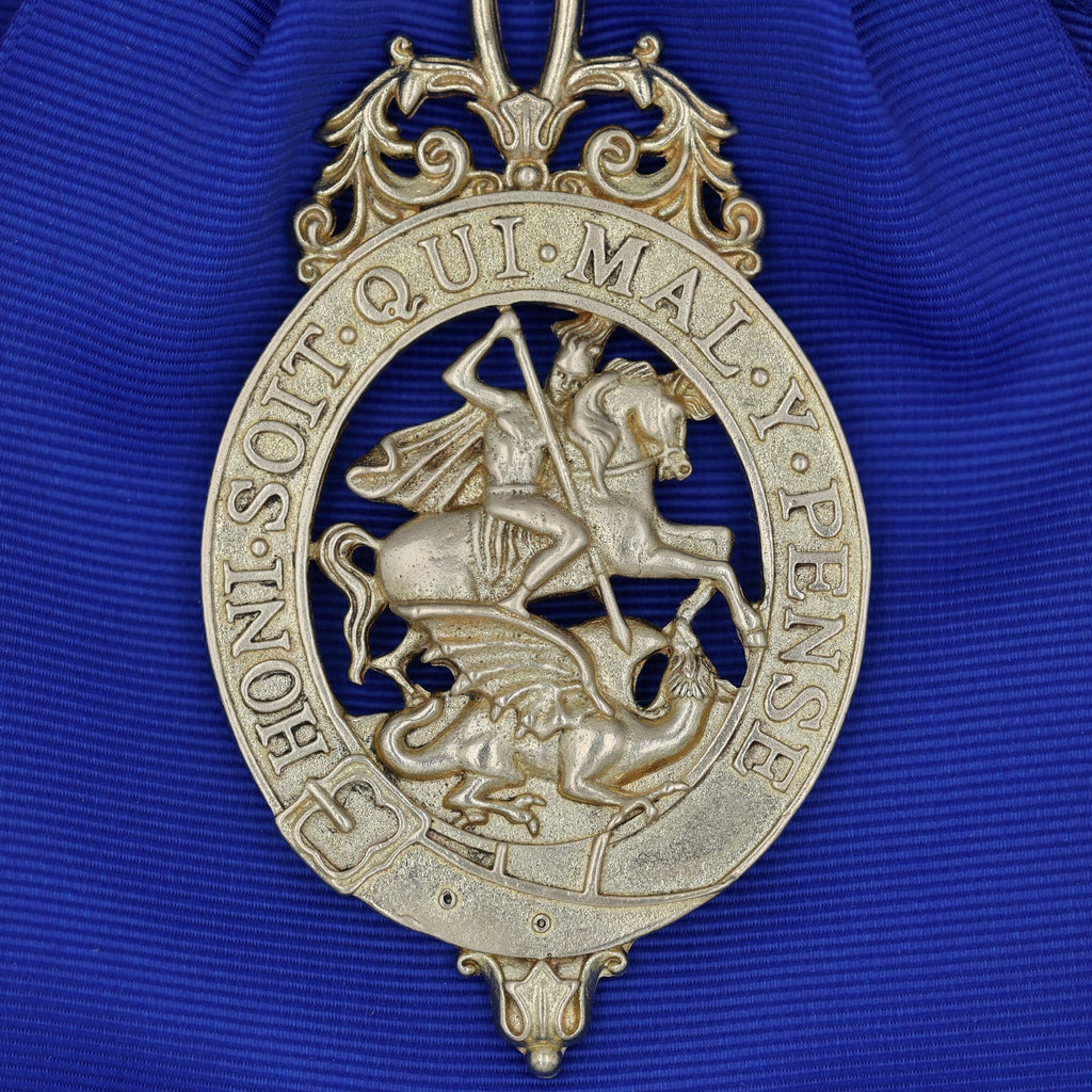 Order of the Garter Lesser George Badge & Ceremonial Sash – Museum Size 84.9 mm detail view 3