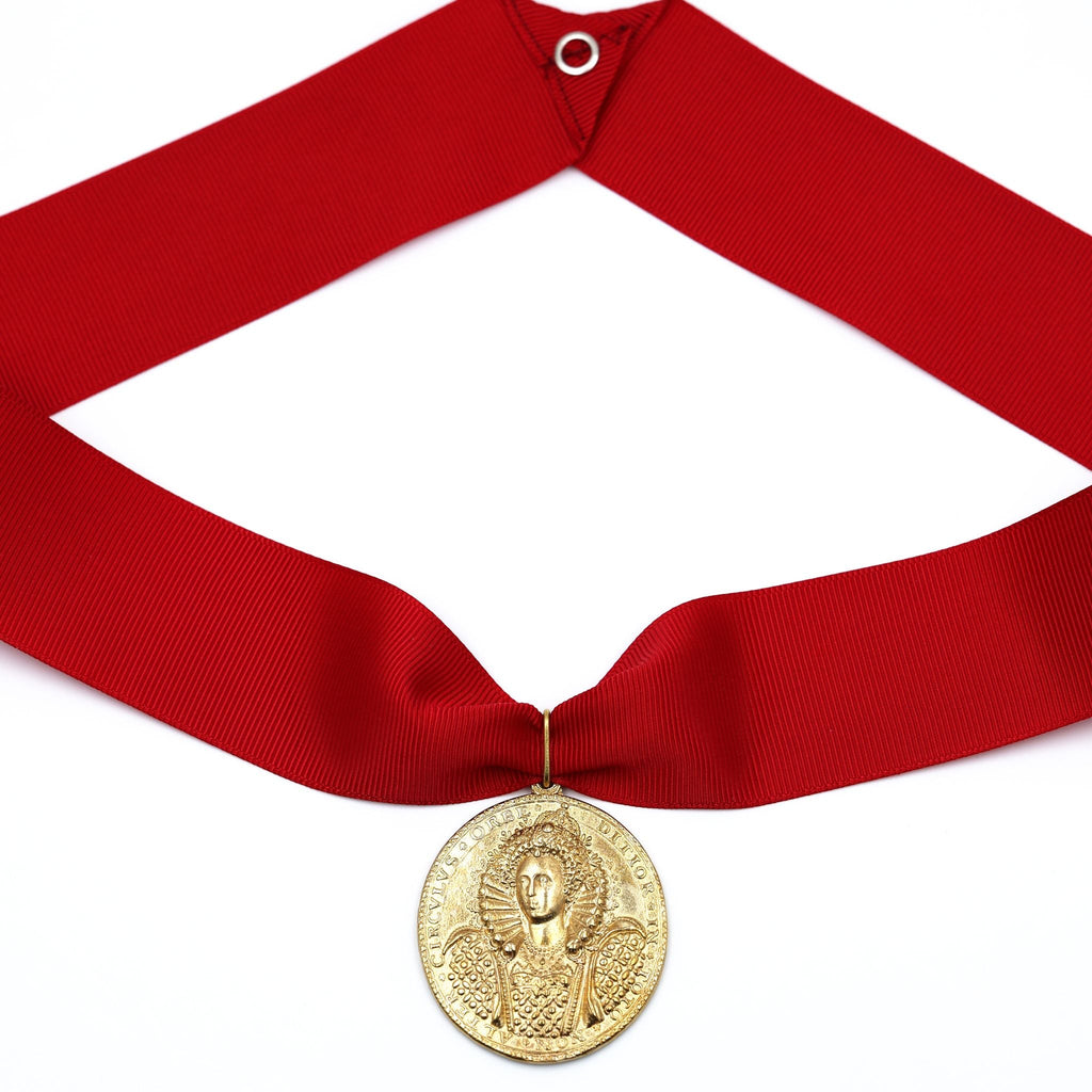 Queen Elizabeth I Dangers Averted Medal Armada England’s 1st naval Award detail view 3