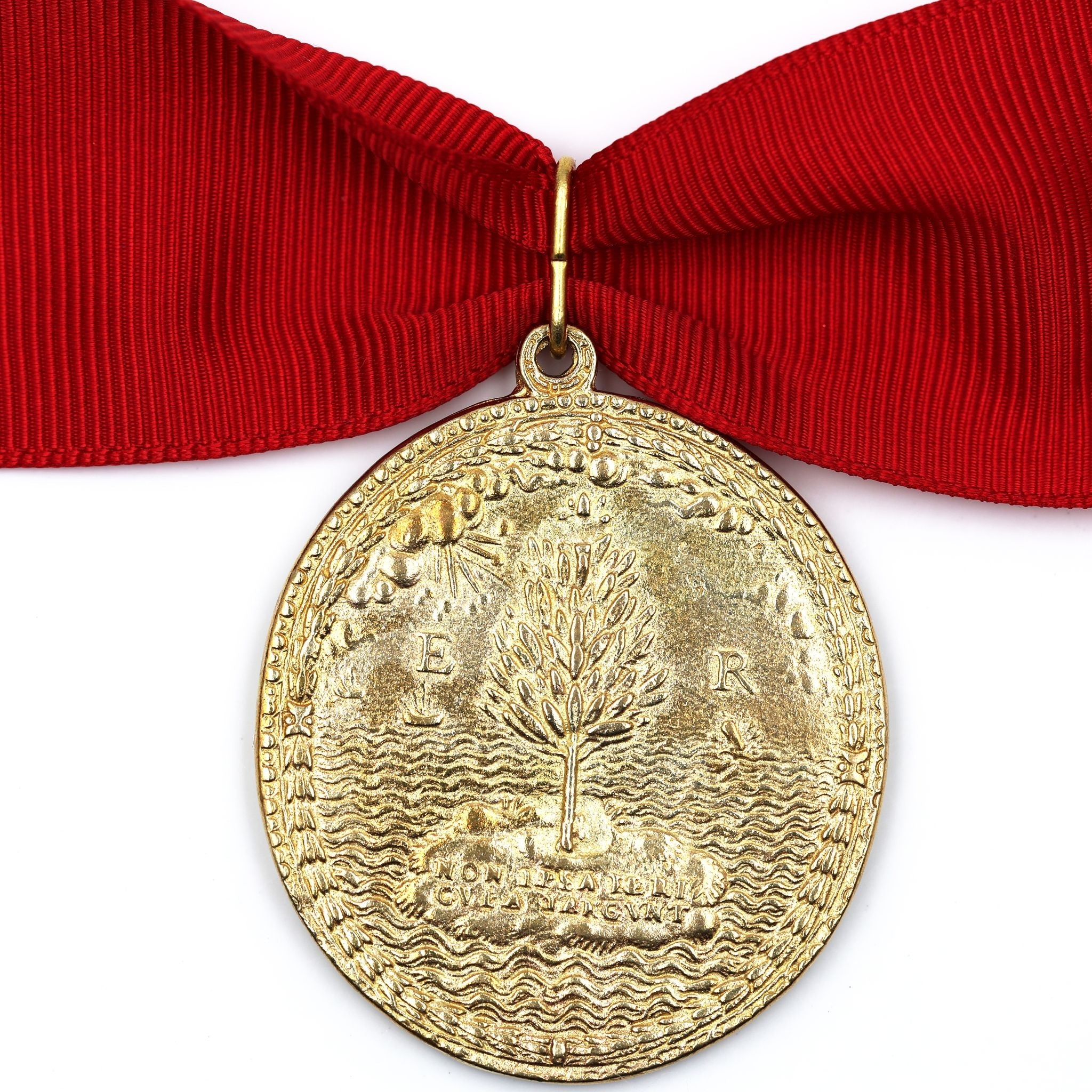 Queen Elizabeth I Dangers Averted Medal Armada England’s 1st naval Award detail view 2