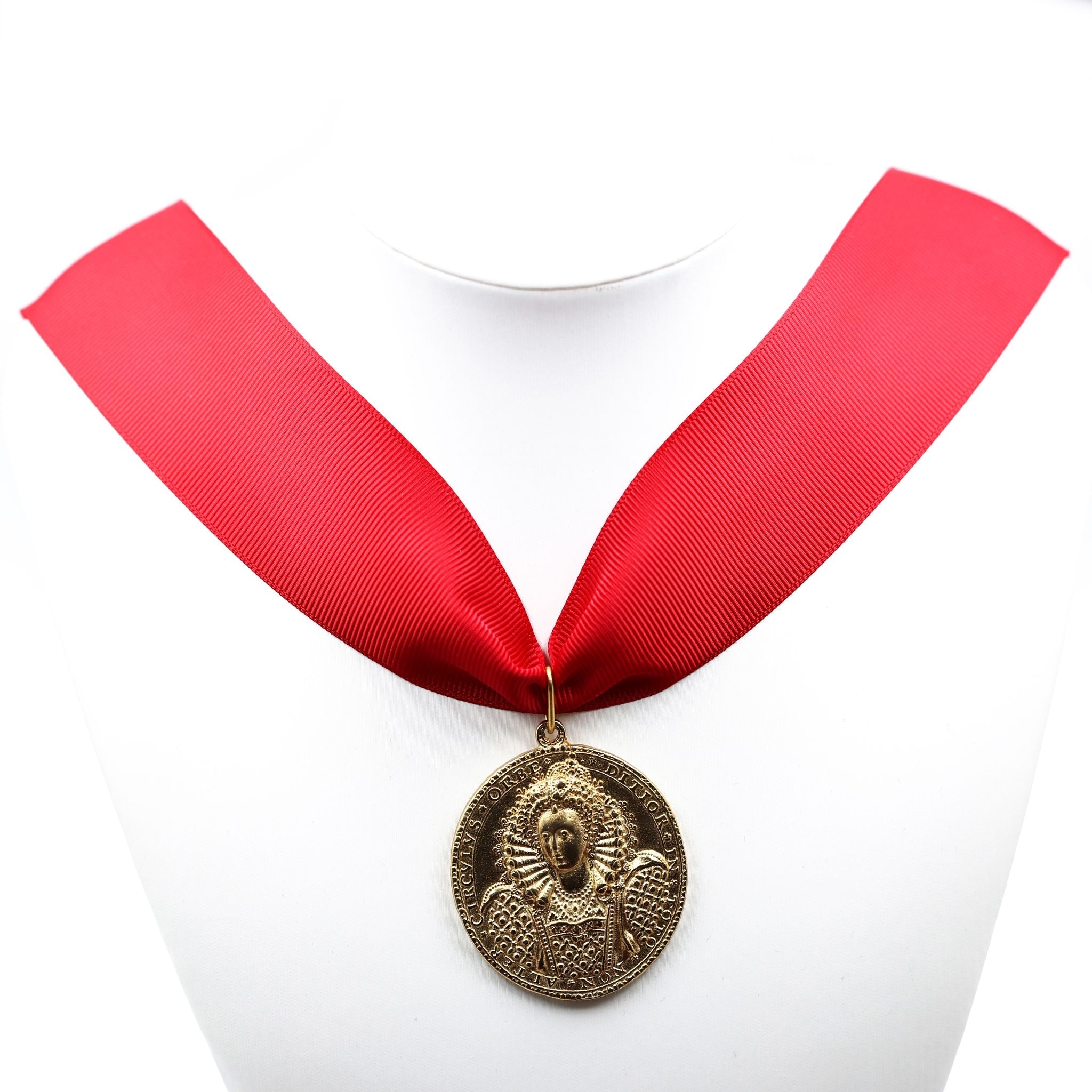 Queen Elizabeth I Dangers Averted Medal Armada England’s 1st naval Award detail view 4