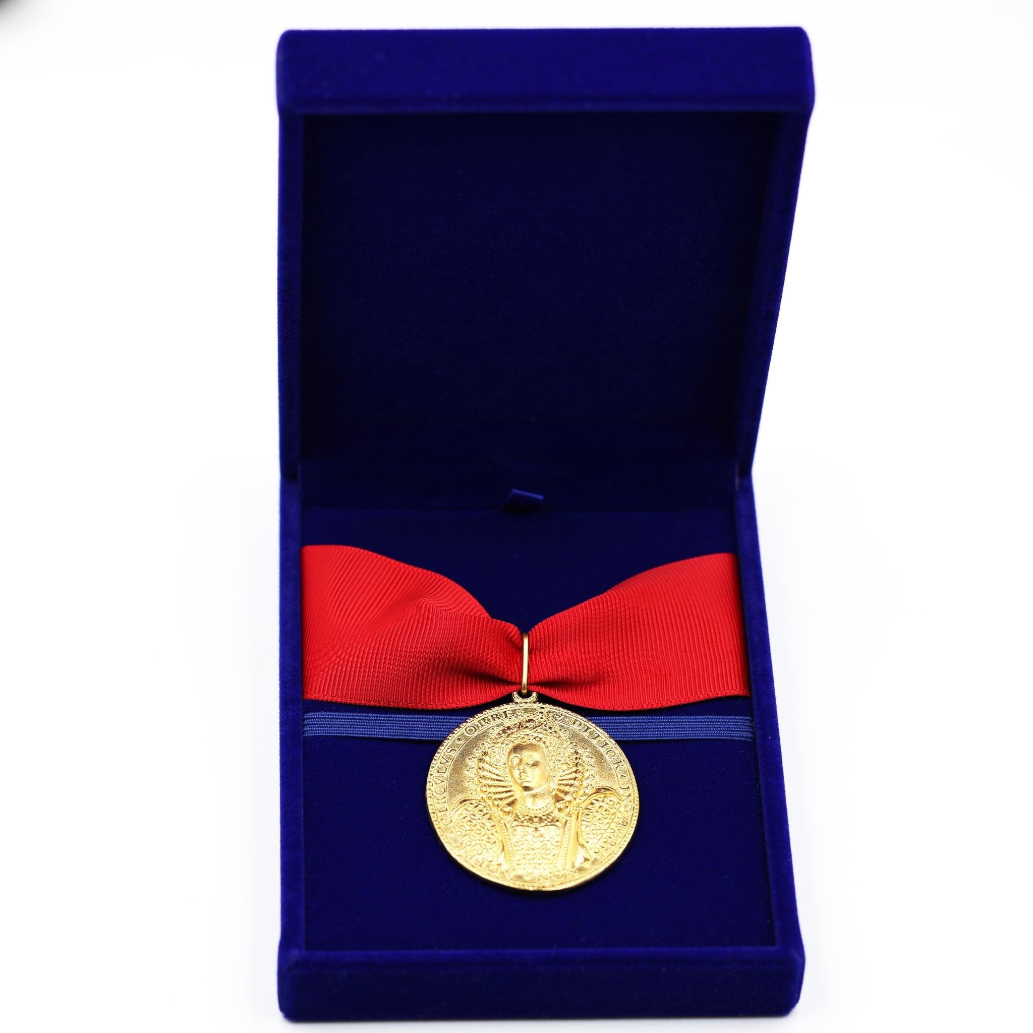 Queen Elizabeth I Armada Medal – Solid Copper with Red Ribbon Blue Case detail view 12