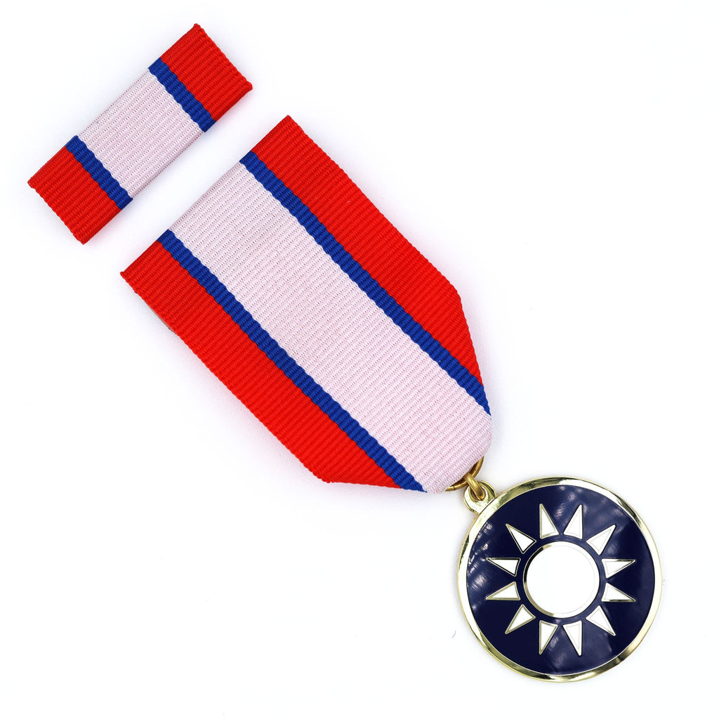 ROC Blue Sky White Sun Medal with Matching Ribbon Bar
