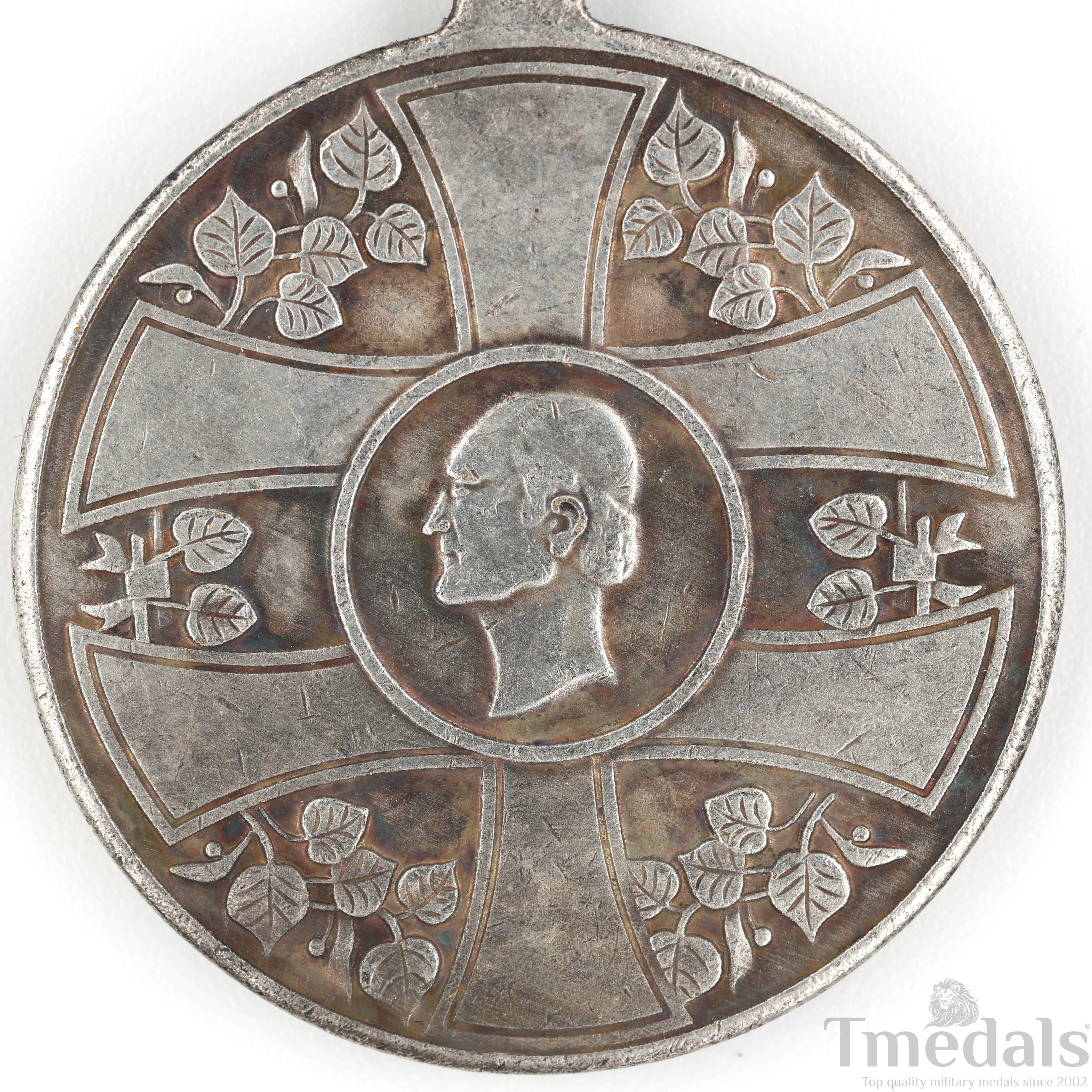 Slovakia Order of the Slovakian Cross Iii Class Medal 1940 Collectors silver detail view 6