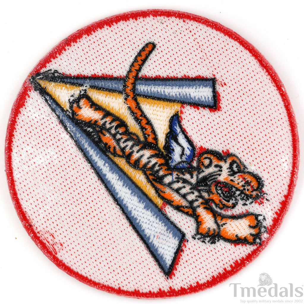 U.S. Army 14th Air Force Corps WWII Flying Tigers Avg Force Patch U.S. WWII China detail view 8