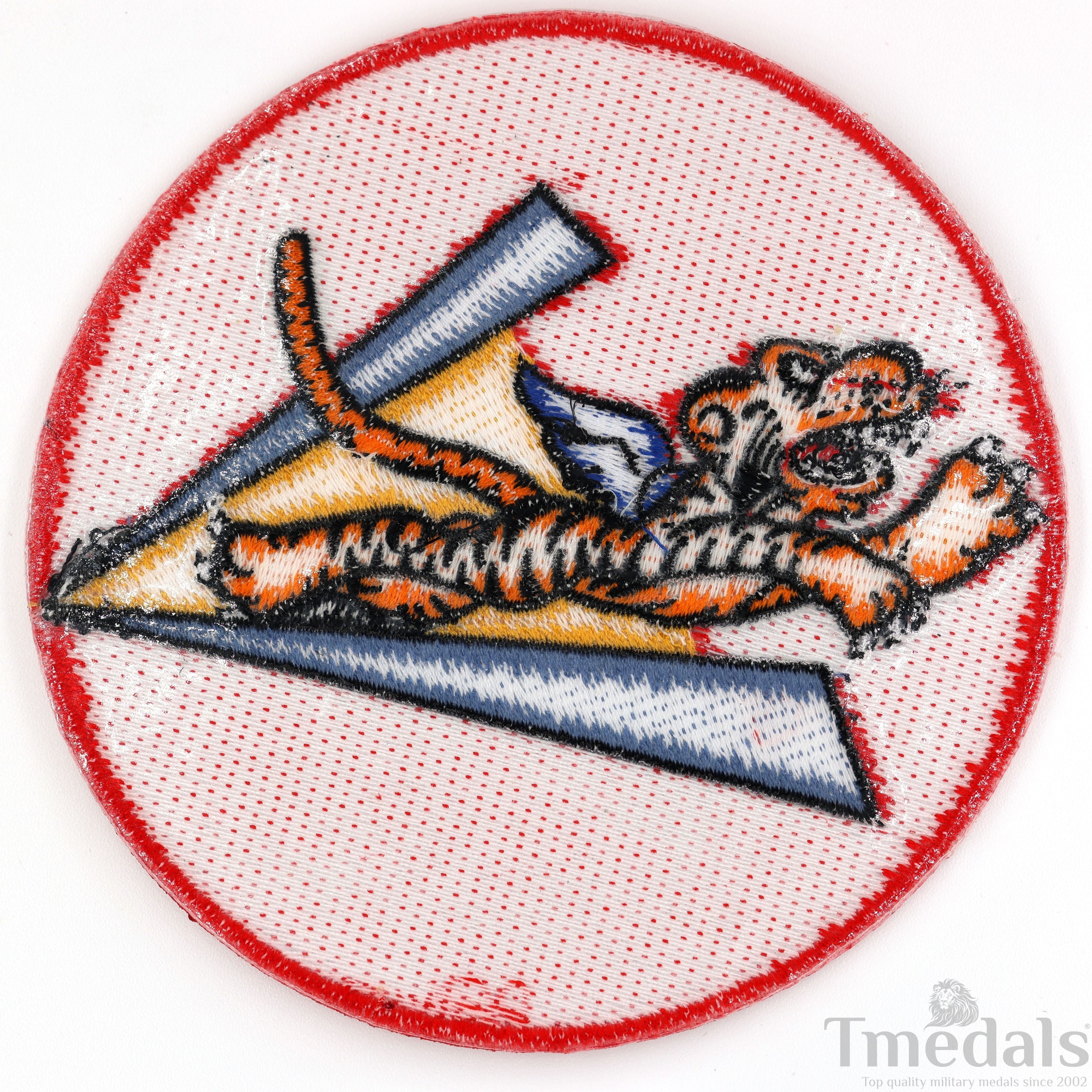 U.S. Army 14th Air Force Corps WWII Flying Tigers Avg Force Patch U.S. WWII China detail view 2