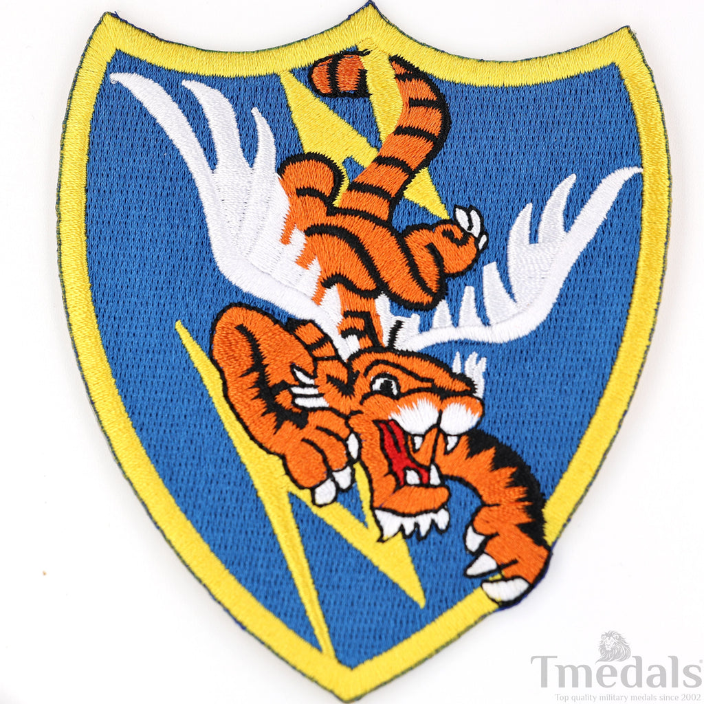 U.S. Army 14th Air Force Corps WWII Flying Tigers Avg Force Patch U.S. WWII China detail view 3
