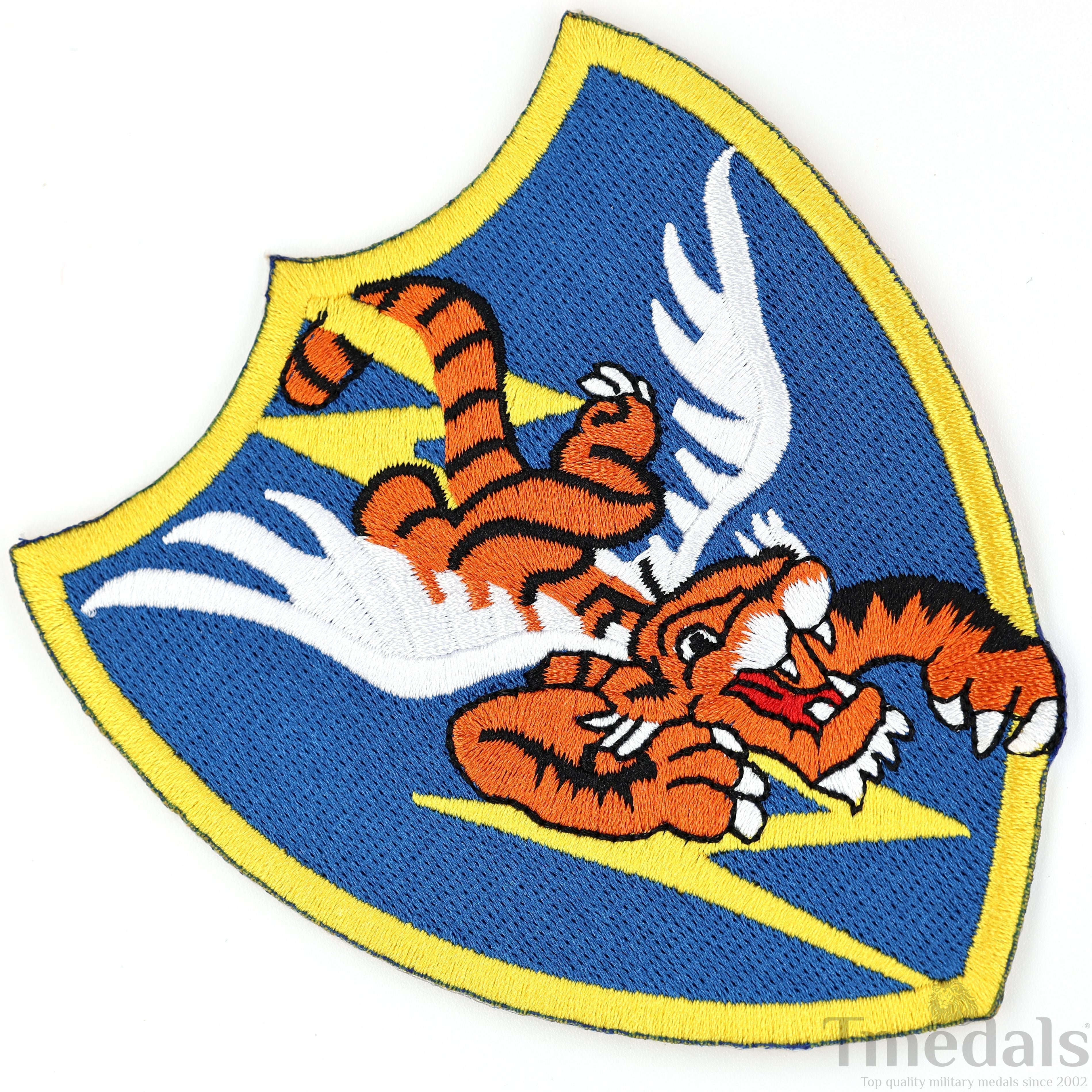 U.S. Army 14th Air Force Corps WWII Flying Tigers Avg Force Patch U.S. WWII China detail view 4