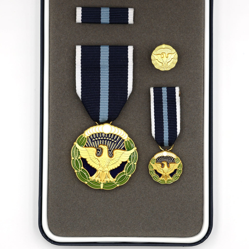 U.S. Presidential Citizens Medal Award Order in "Made in U.S. Case" detail view 6