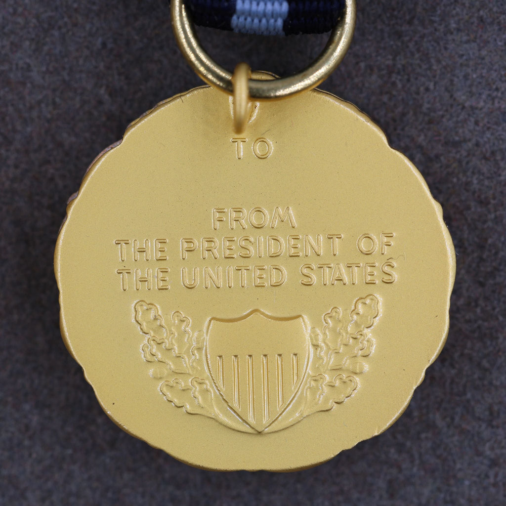 U.S. Presidential Citizens Medal Award Order in "Made in U.S. Case" detail view 13