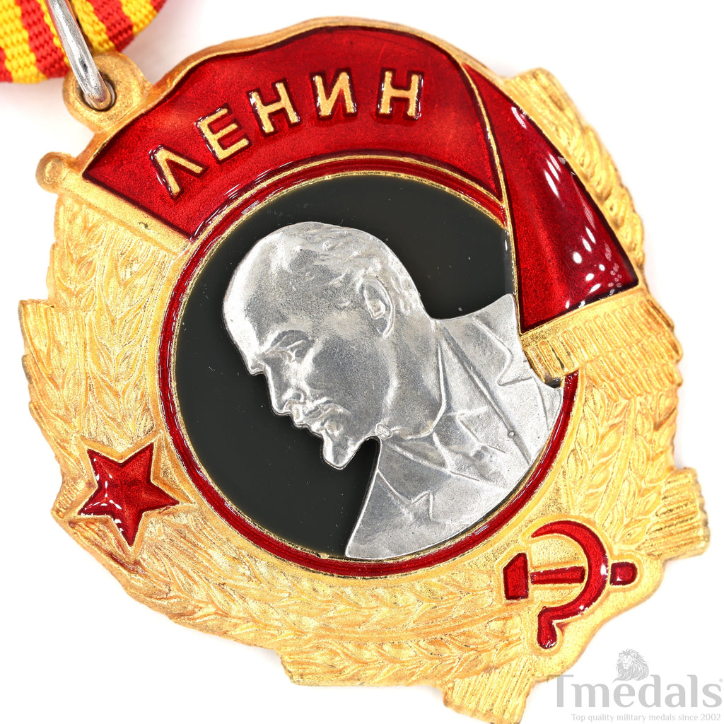 Russia Soviet Union Order of Lenin Medal USSR CCCP Pure Silver Portrait detail view 12