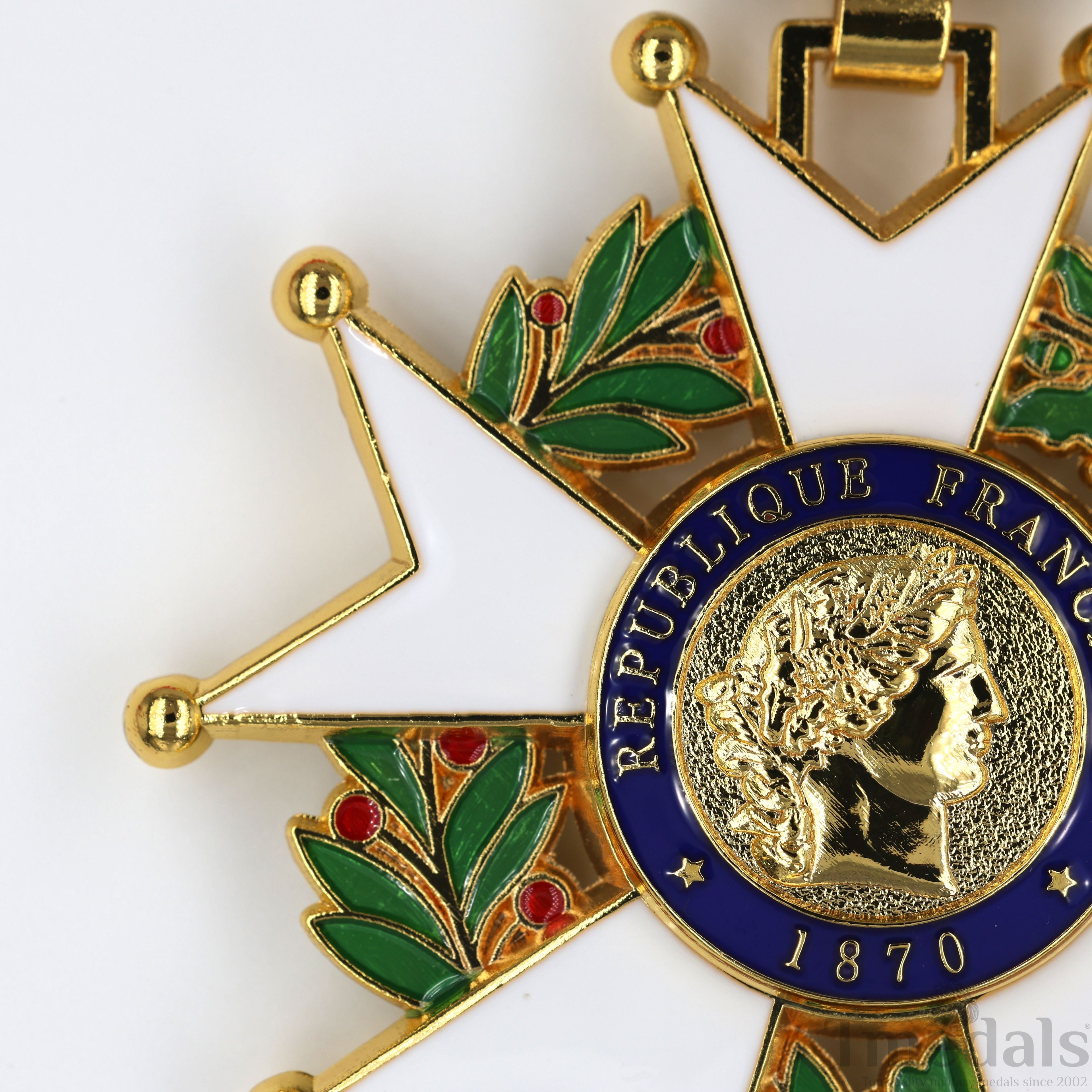 French Legion of Honour Commandeur Medal 3rd Class with Red Ribbon detail view 17