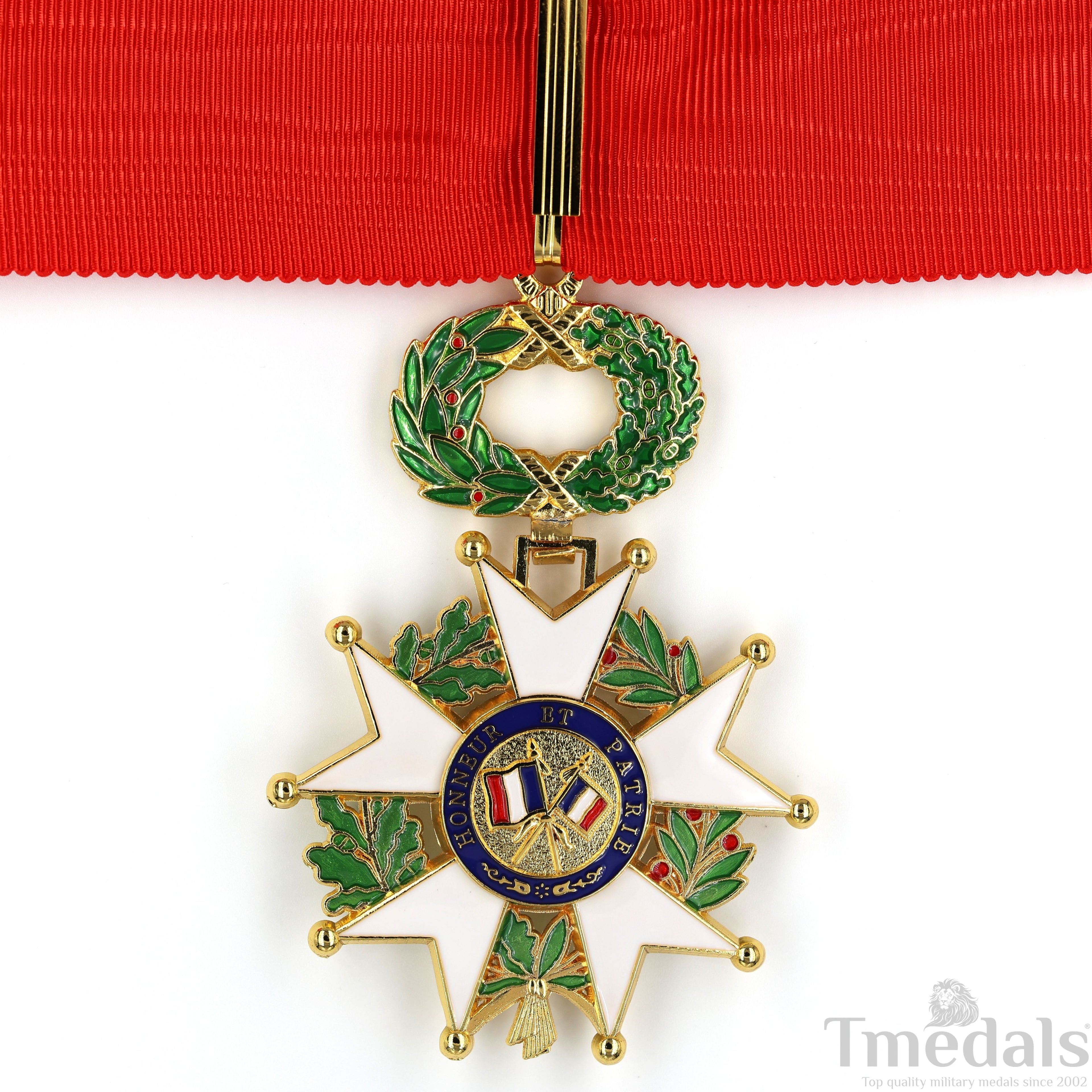 French Legion of Honour Commandeur Medal 3rd Class with Red Ribbon detail view 22