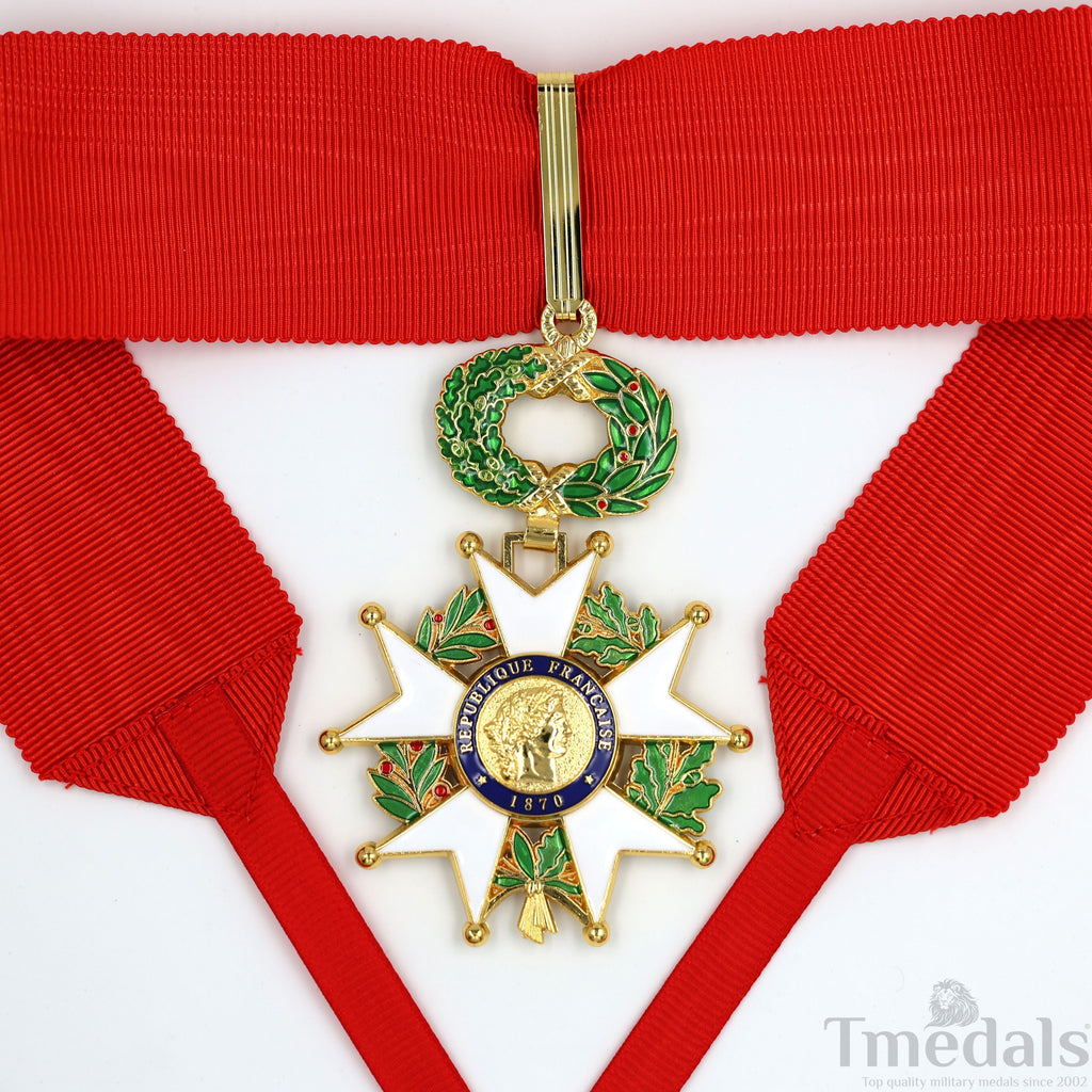 French Legion of Honour Commandeur Medal 3rd Class with Red Ribbon detail view 29