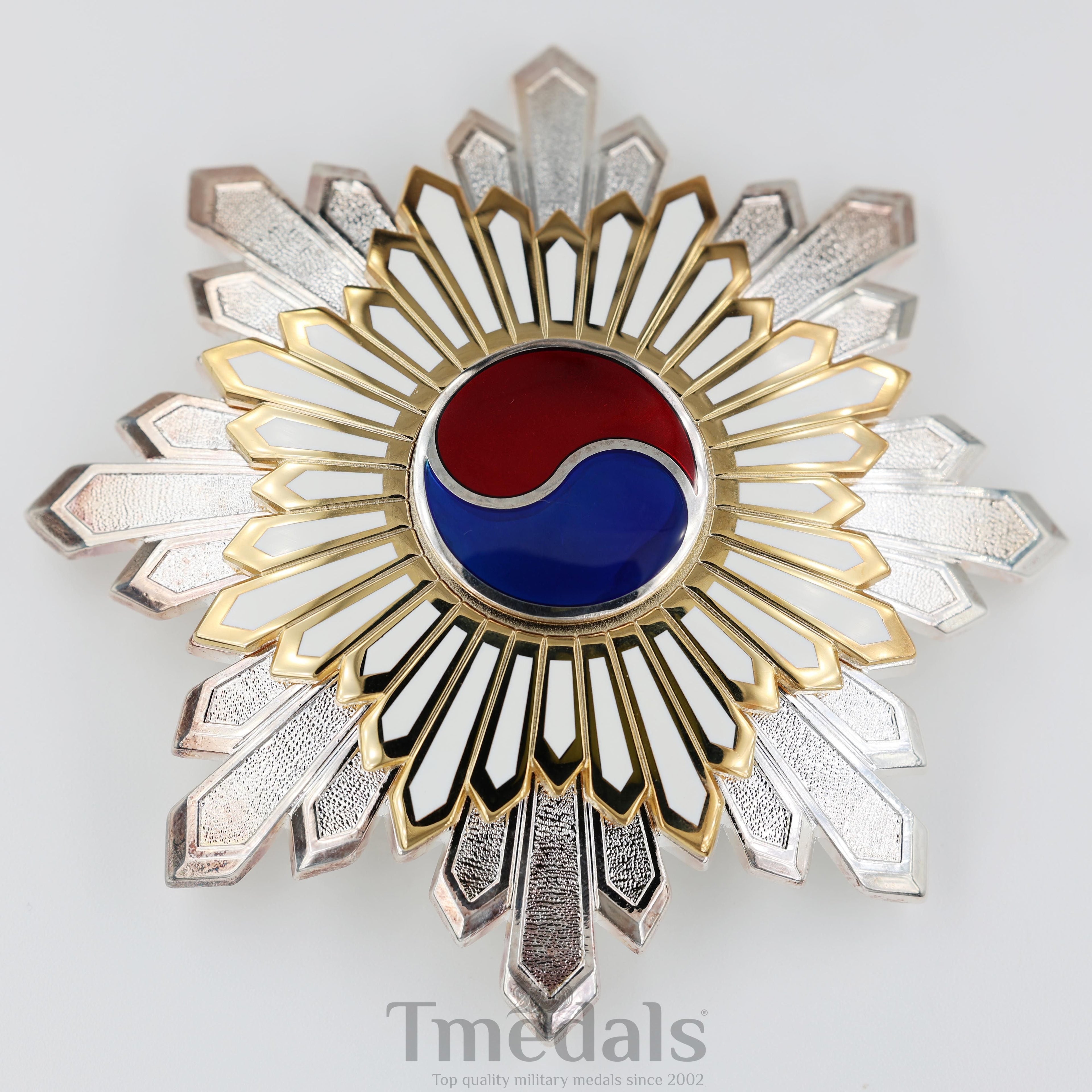 Korea Korean Order of the Taeguk, II Class Breast Star reproduction