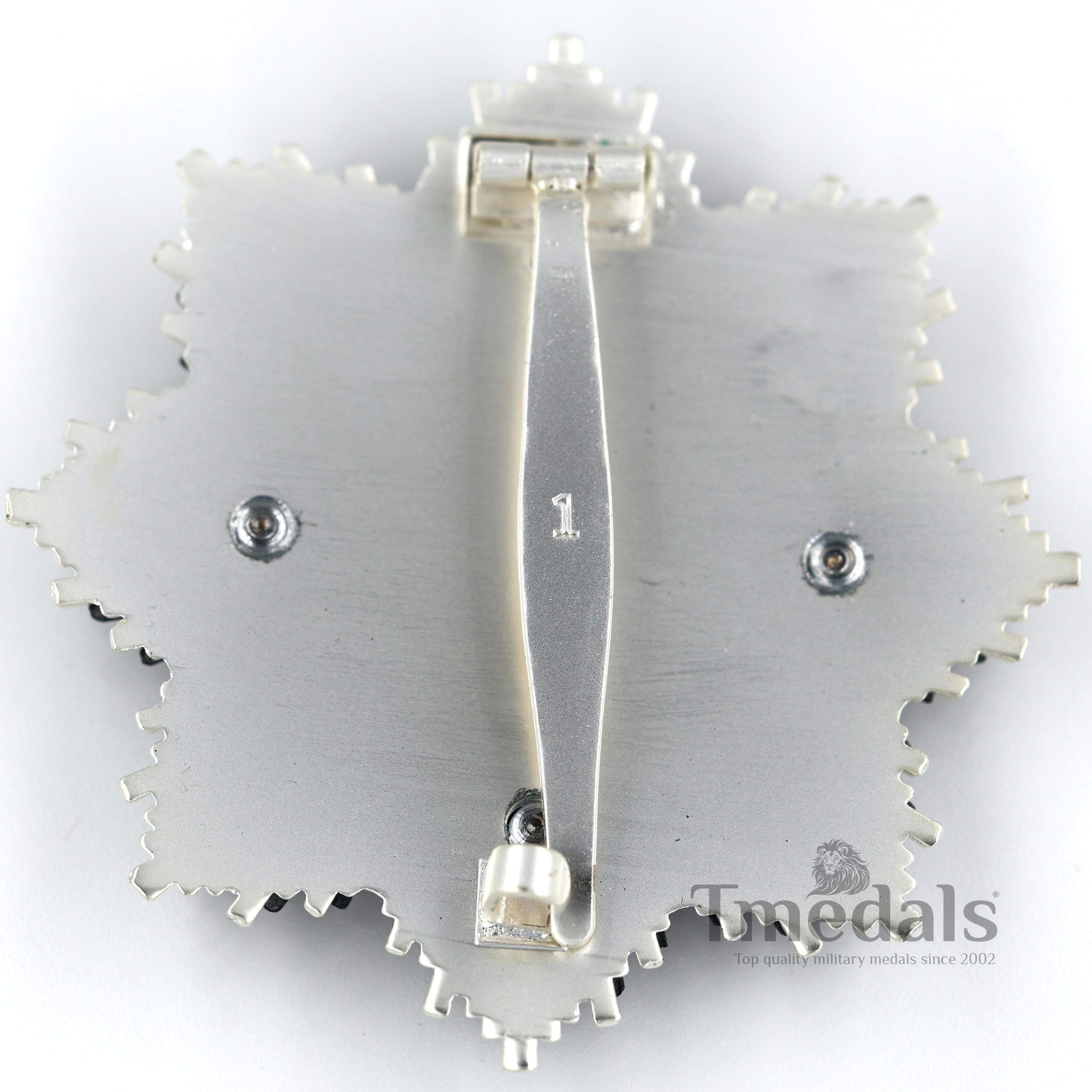Federal Germany German Cross in Silver 1957 Version – Full-Size detail view 10