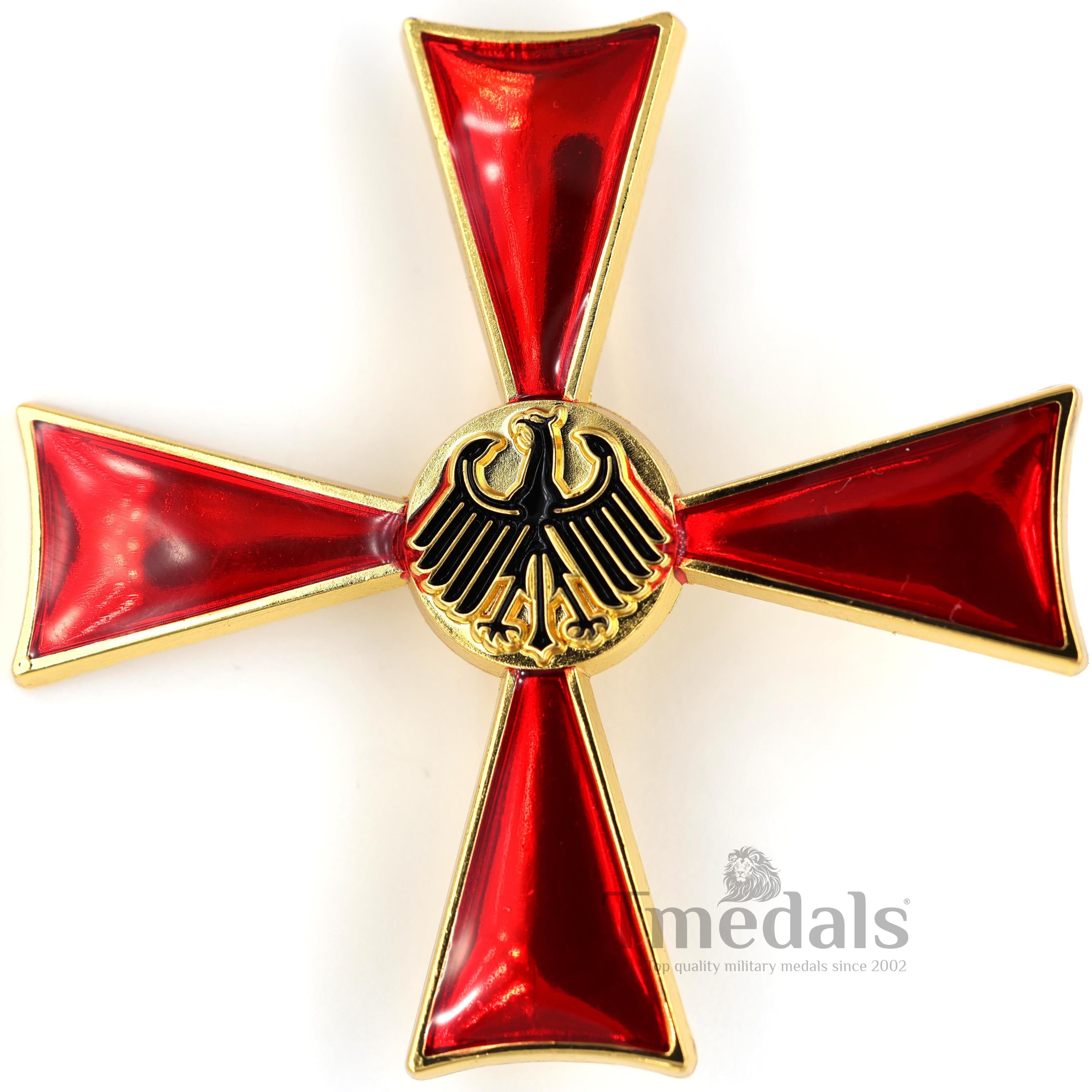 The Federal Republic Of Germany Order of Merit Officer's Cross Medal Badge detail view 3