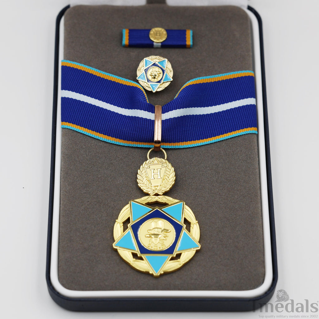 U.S. 9/11 Heroes Medal of Valor Order - 911 2001 Complete Presentation Full Set detail view 16