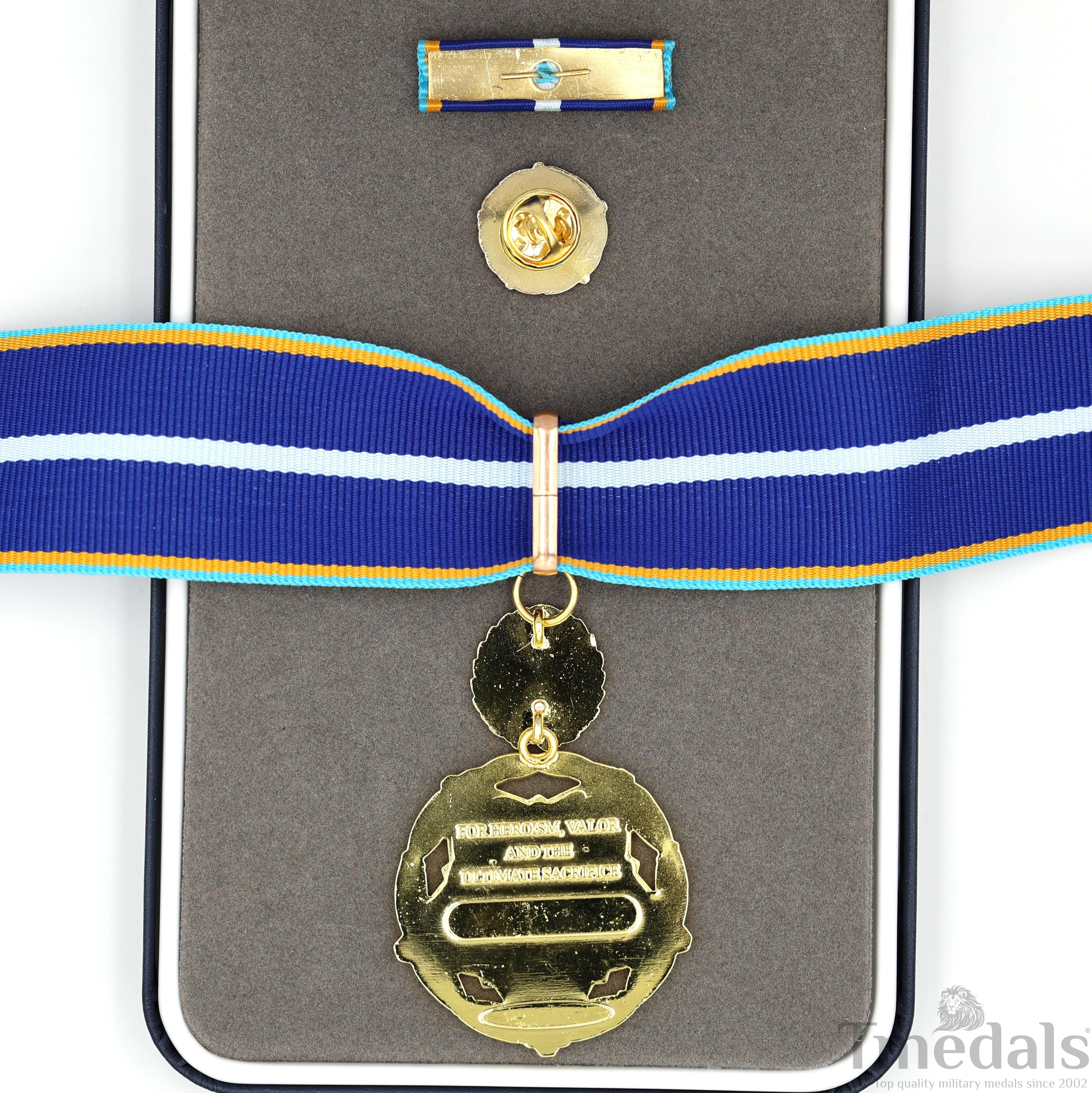 U.S. 9/11 Heroes Medal of Valor Order - 911 2001 Complete Presentation Full Set detail view 19