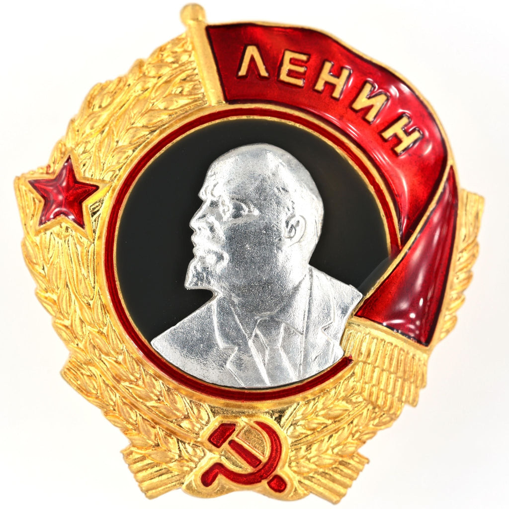 Order of Lenin Type 3 Medal (1936 – 1943) – 925 Sterling Silver Lenin Portrait – Gilt detail view 3