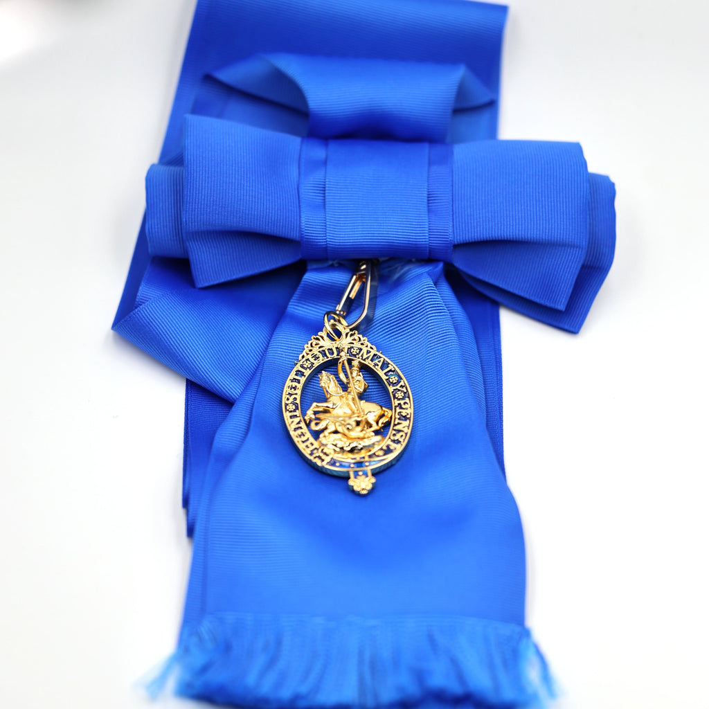 UK the British Order of the Garter Sash+ Badge Medal Brass detail view 6