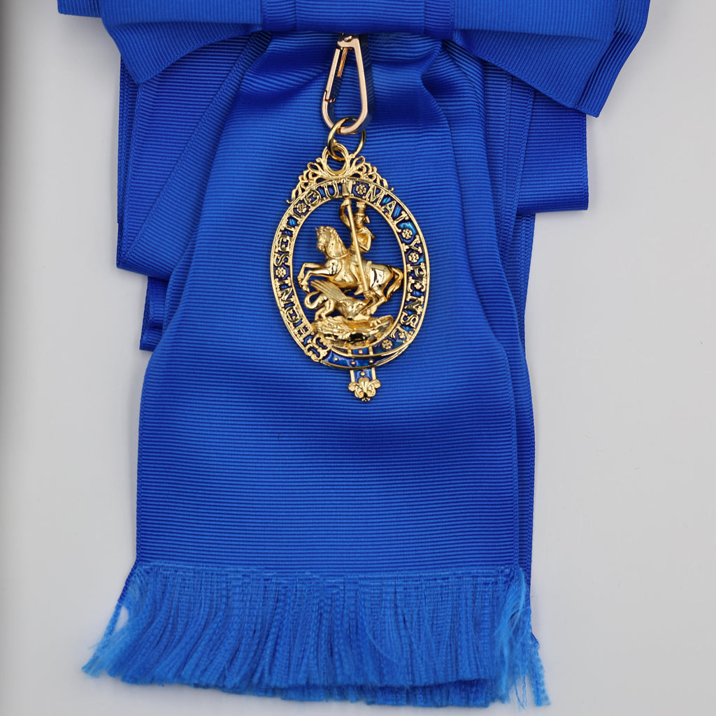 UK the British Order of the Garter Sash+ Badge Medal Brass detail view 7