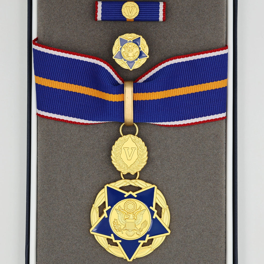 U.S. Doj Public Safety Medal of Valor – Full-Size Set Gilt Brass U.S. Medal reproduction