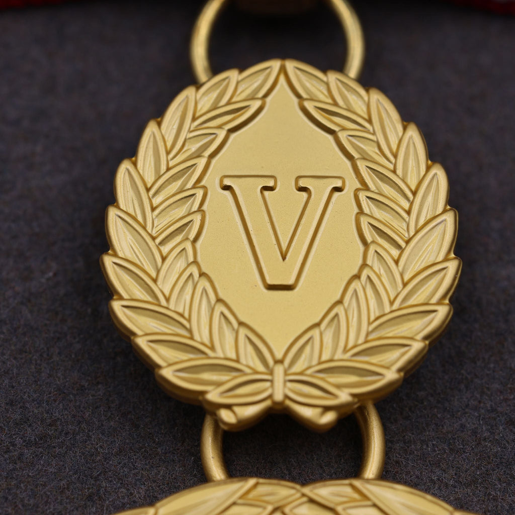 U.S. Doj Public Safety Medal of Valor – Full-Size Set Gilt Brass U.S. Medal detail view 4