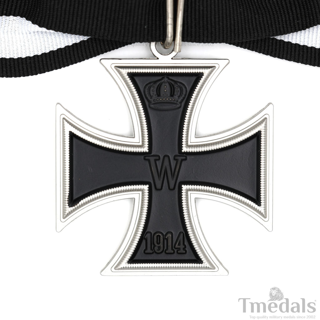 Iron Cross Neck Badge – 1813 / 1914 Prussia German WWI Medal with Ribbon detail view 2