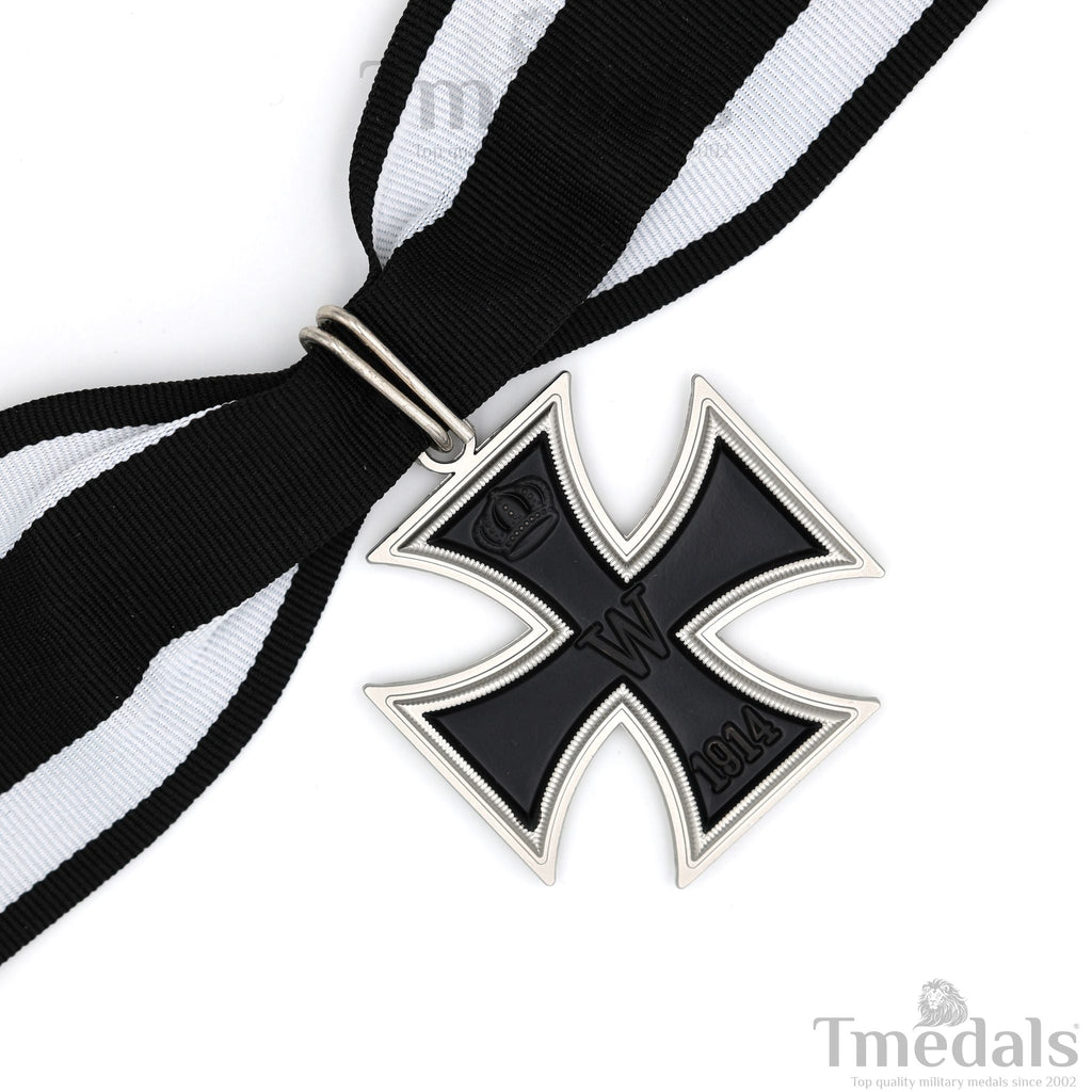 Iron Cross Neck Badge – 1813 / 1914 Prussia German WWI Medal with Ribbon detail view 8