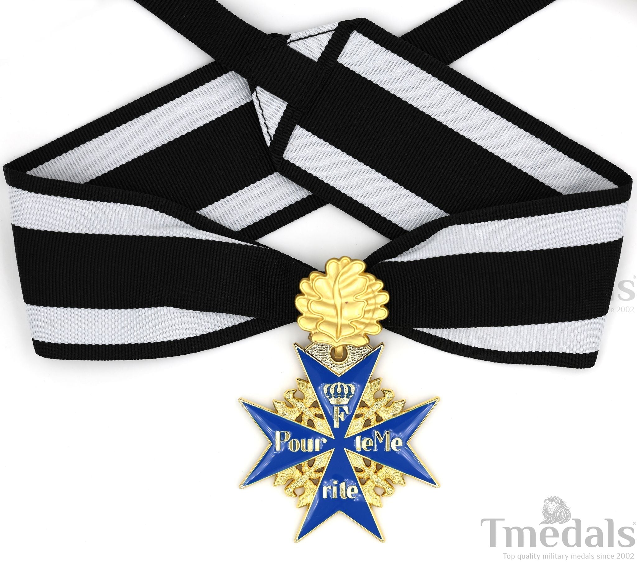 Prussian Mwwi German Pour le Mérite Blue Max Medal with Oak Leaves – Versionedal WWI detail view 2